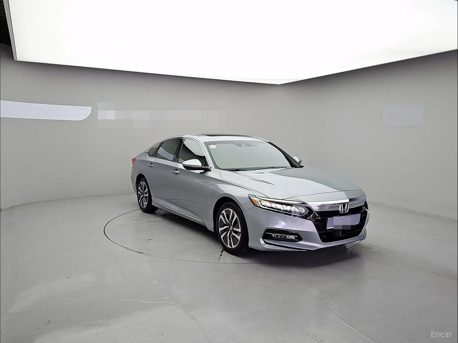 Honda Accord 10th Generation превью 3