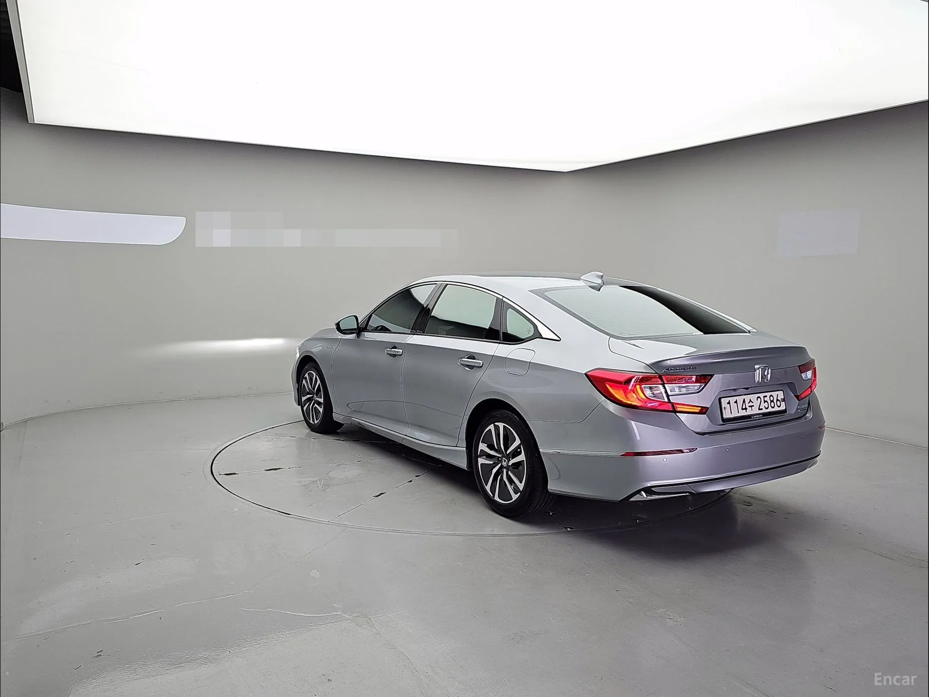 Honda Accord 10th Generation превью 4