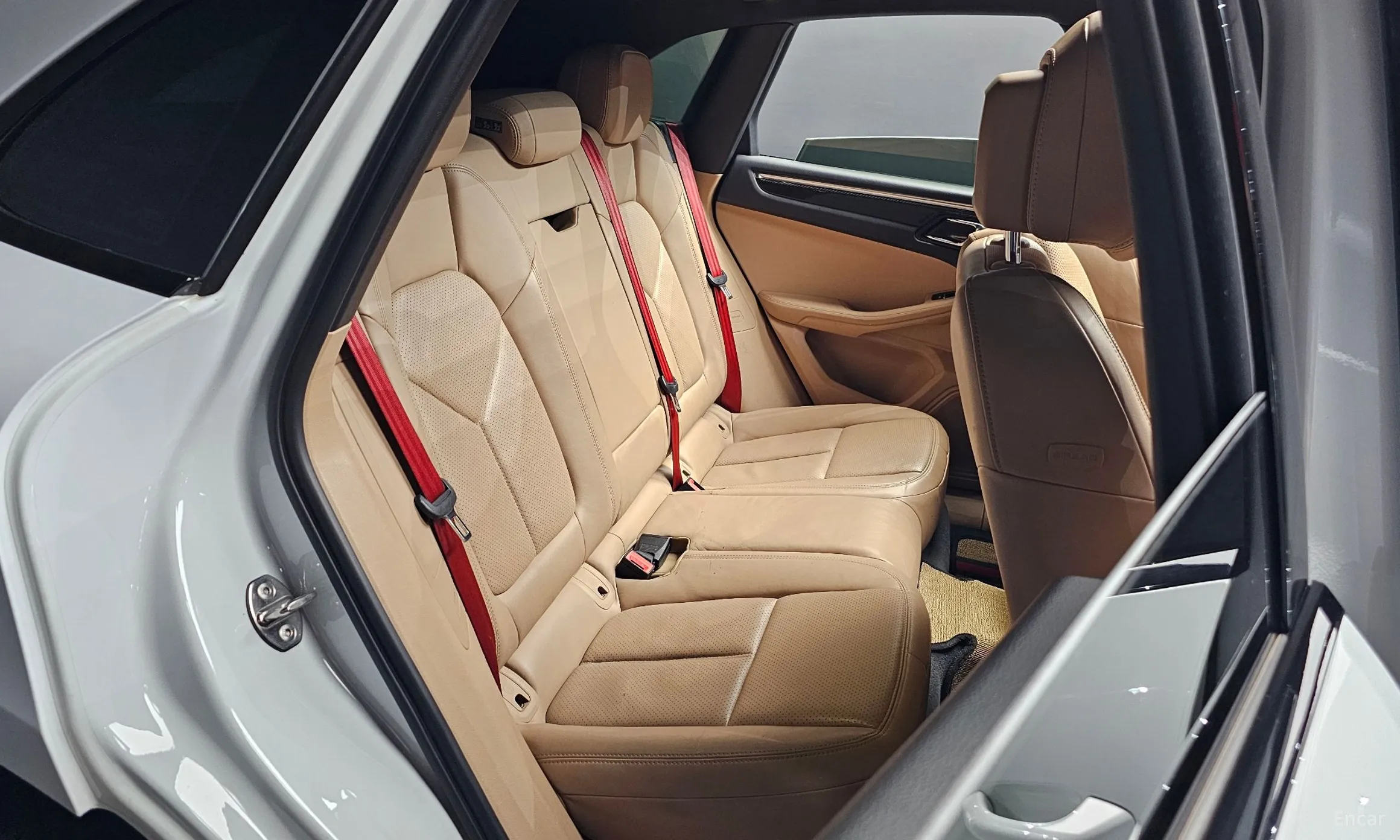 Porsche Macan превью 11
