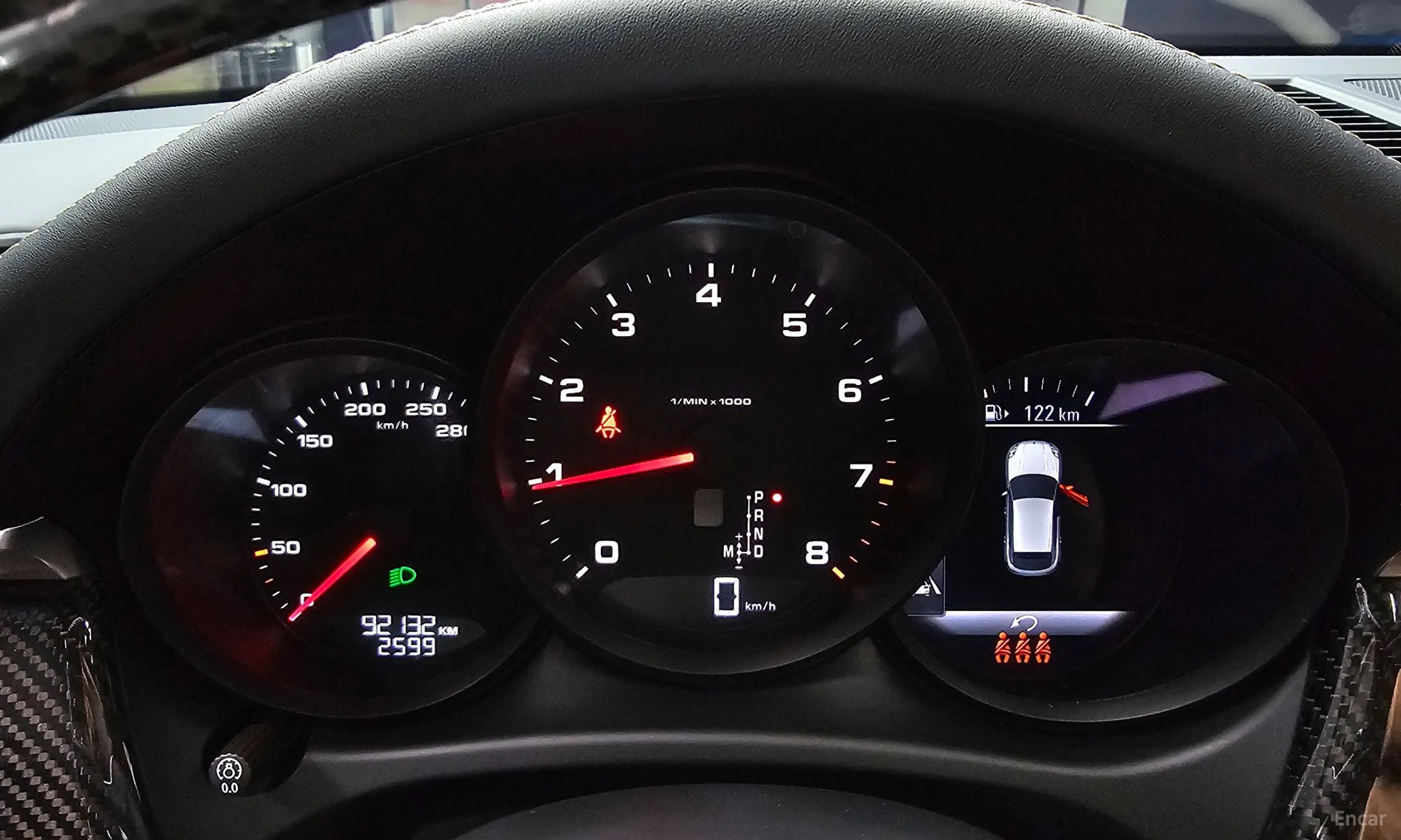 Porsche Macan превью 8