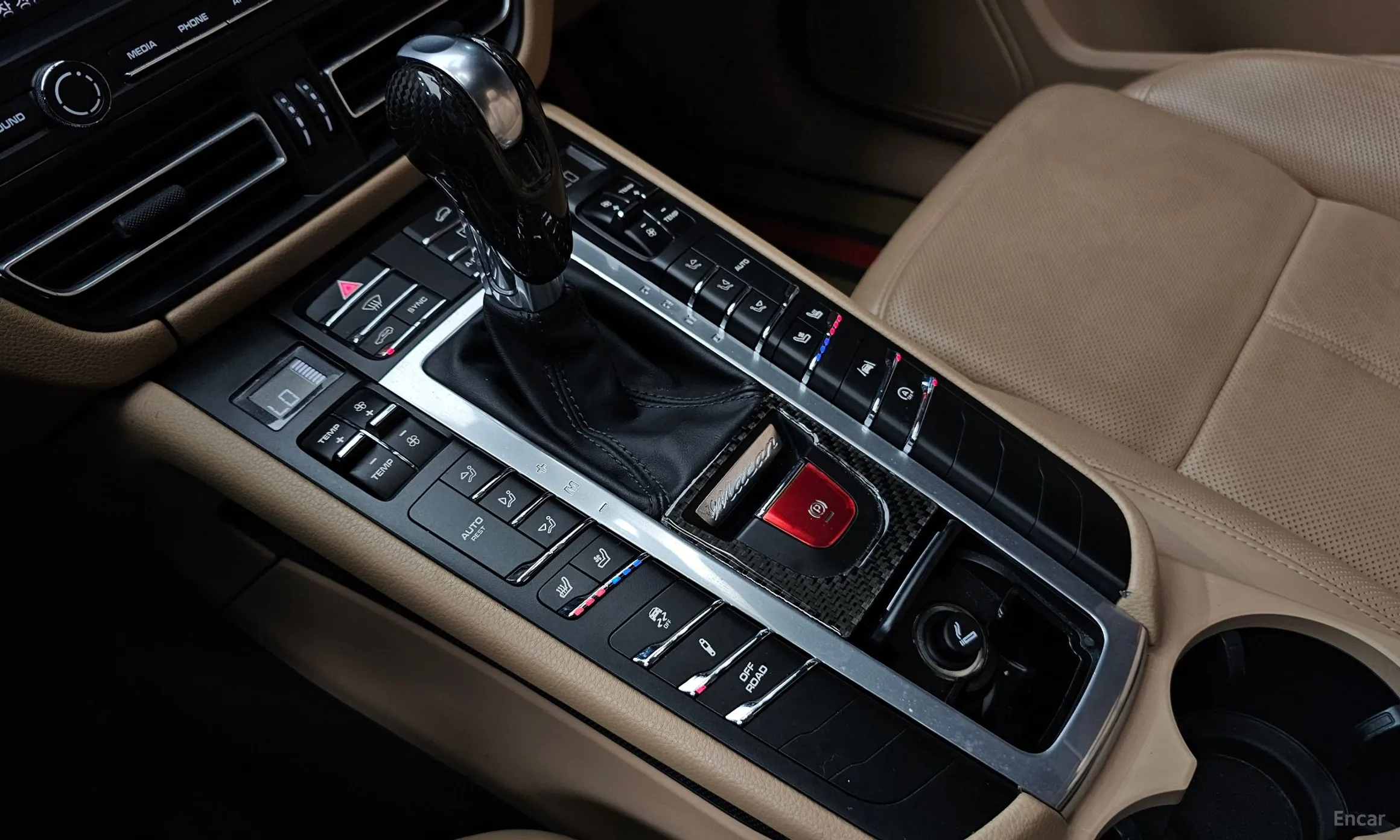 Porsche Macan превью 9