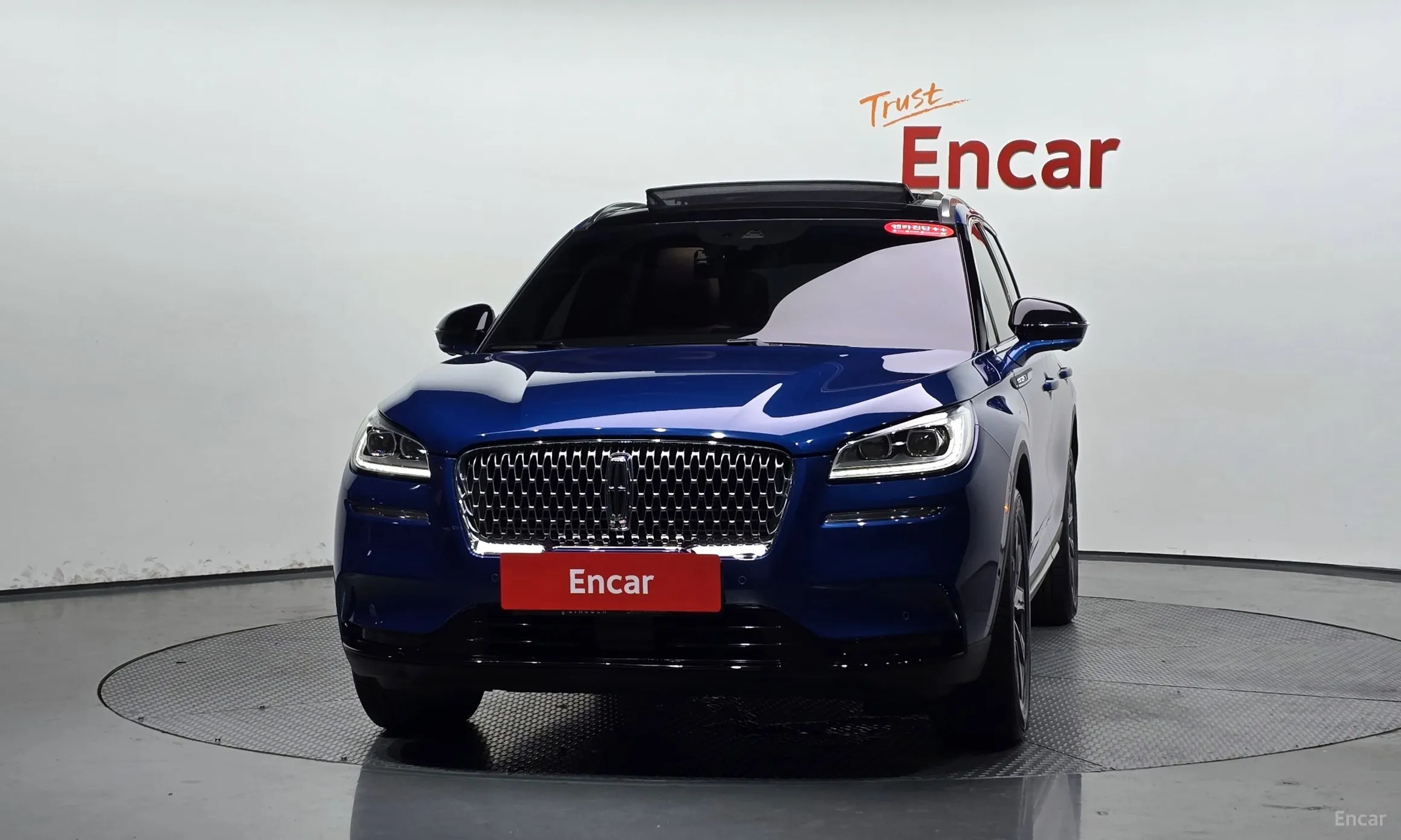 Lincoln Corsair превью 3