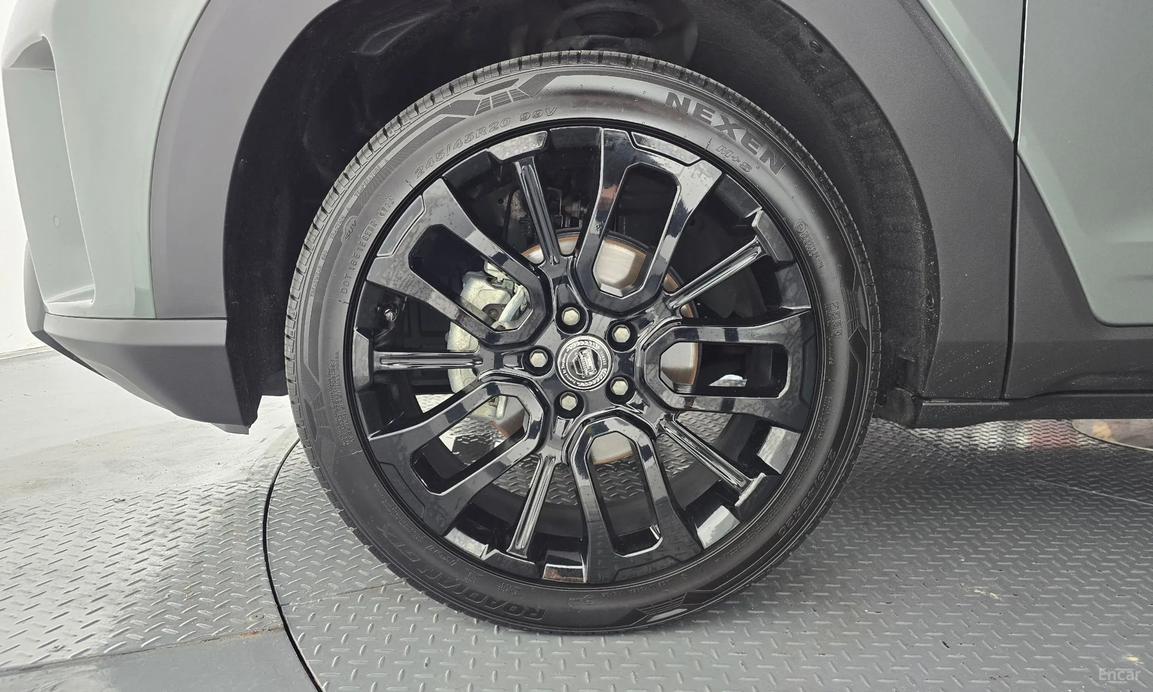 KG Mobility (SsangYong) Torres превью 5