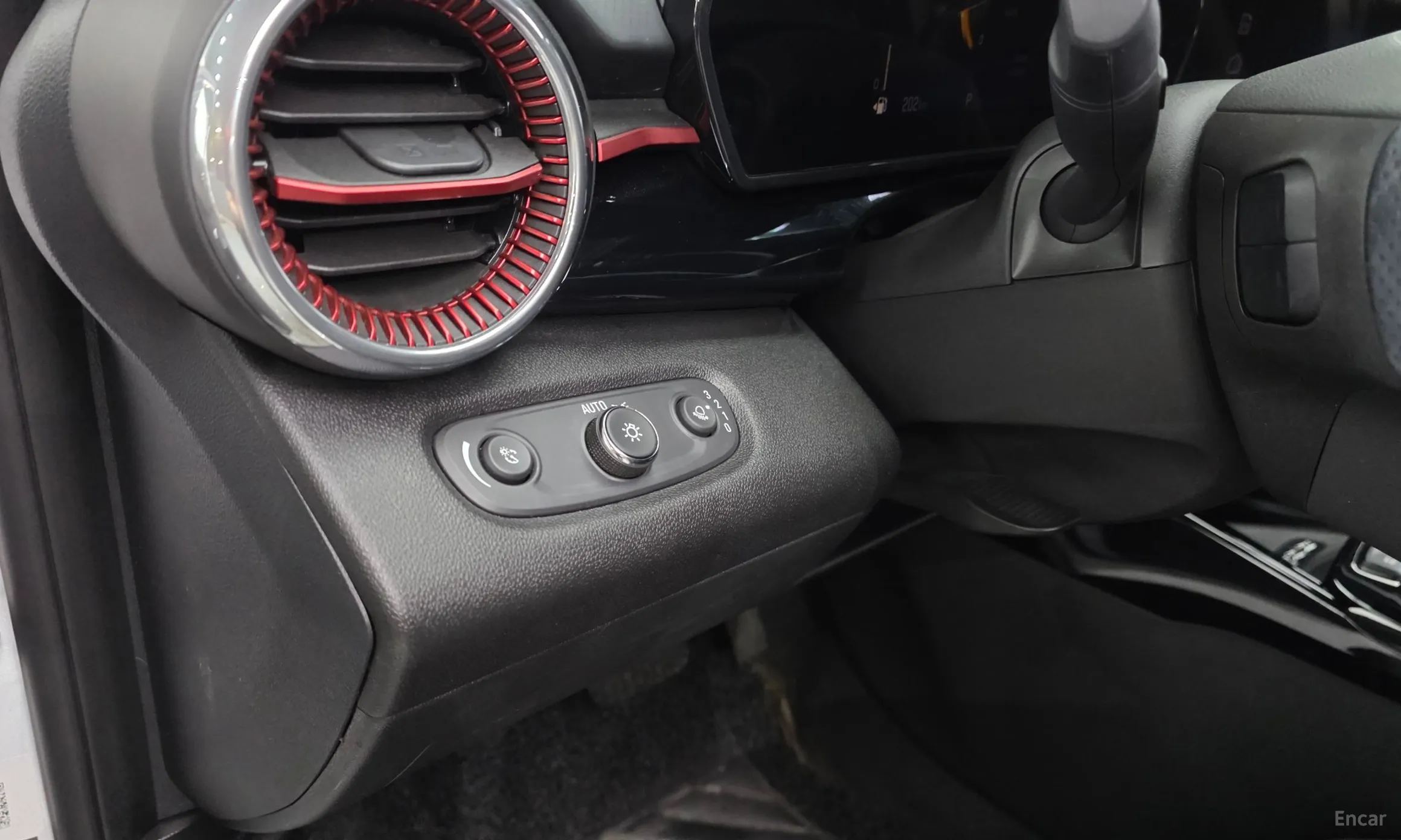 Chevrolet (GM Daewoo) Trax Crossover превью 19
