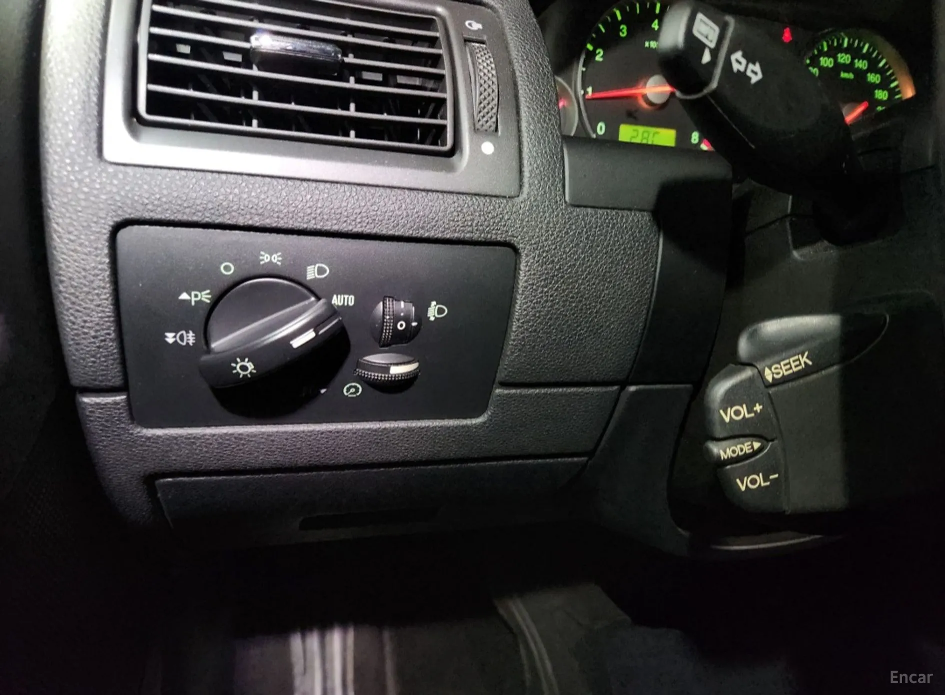 Ford Mondeo превью 18