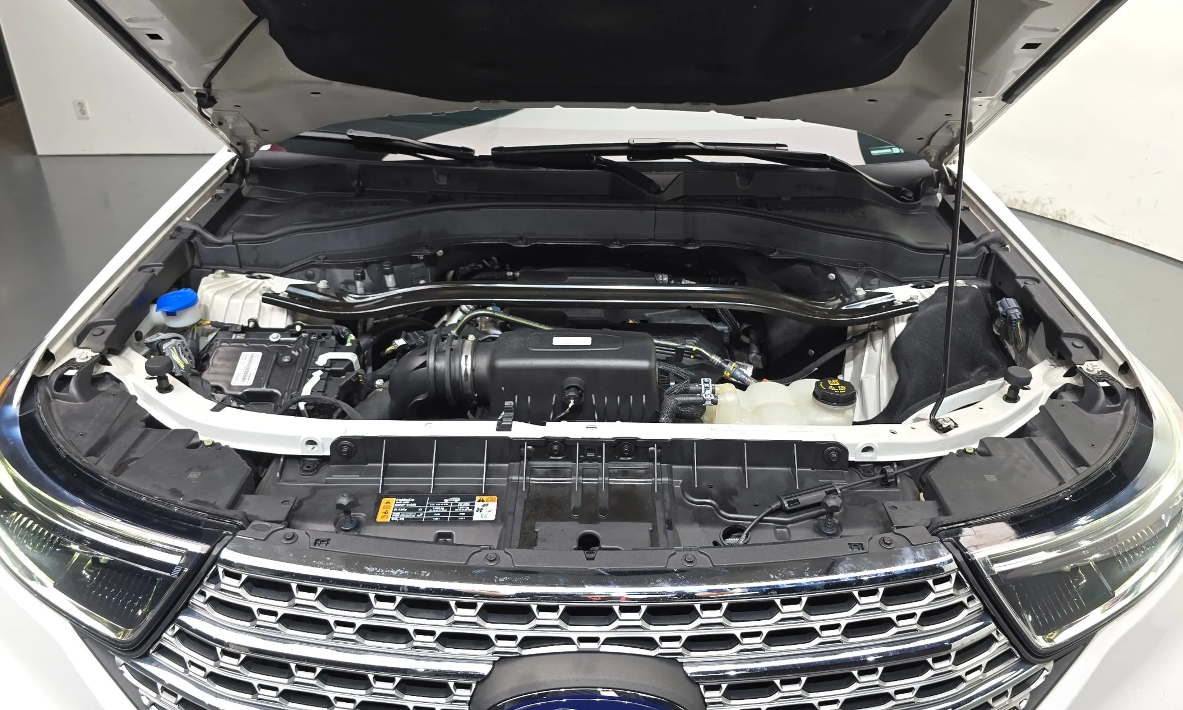 Ford Explorer 6th Generation превью 6