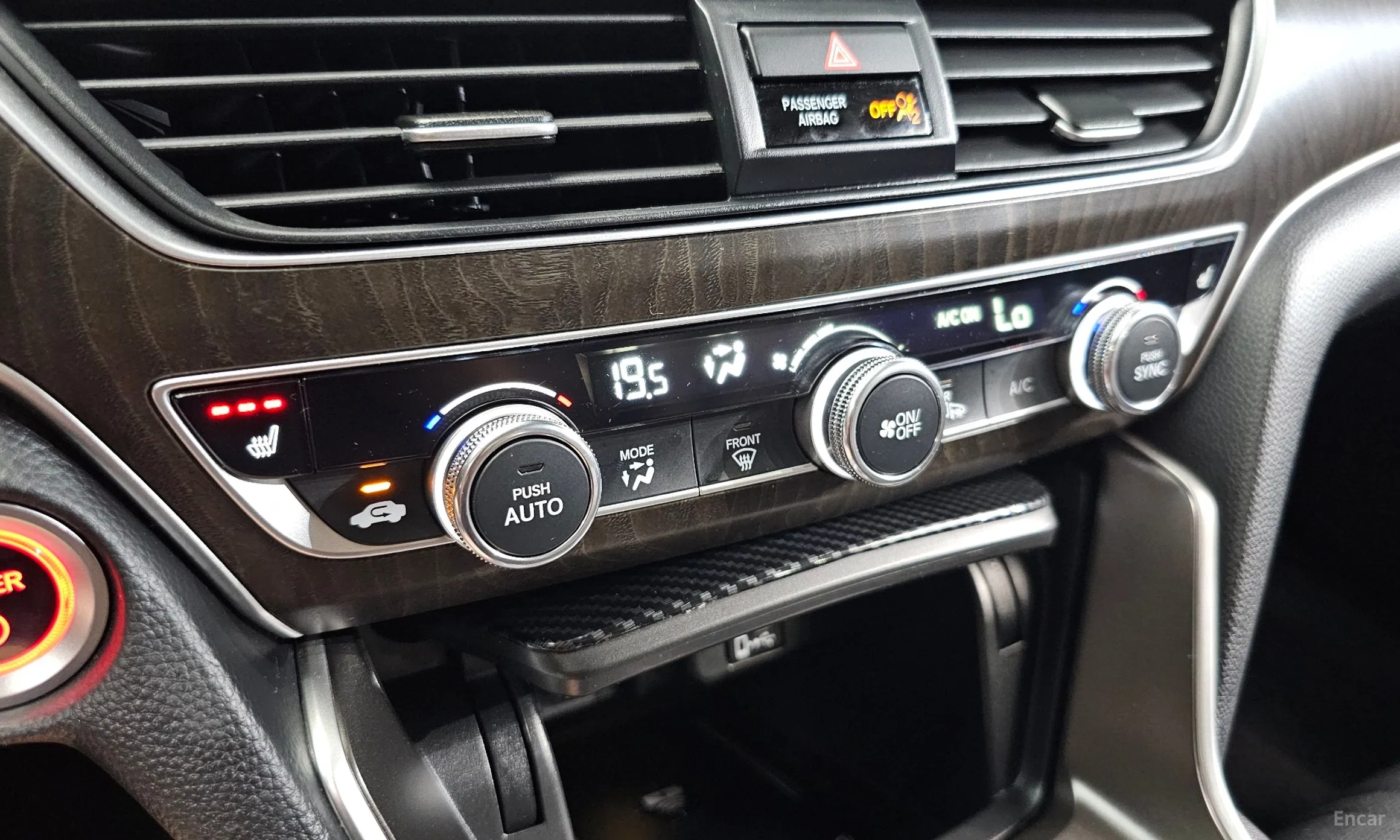 Honda Accord 10th Generation превью 16