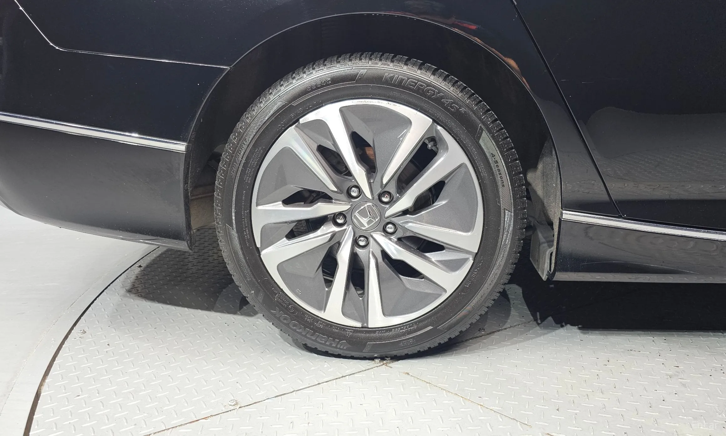 Honda Accord 10th Generation превью 5