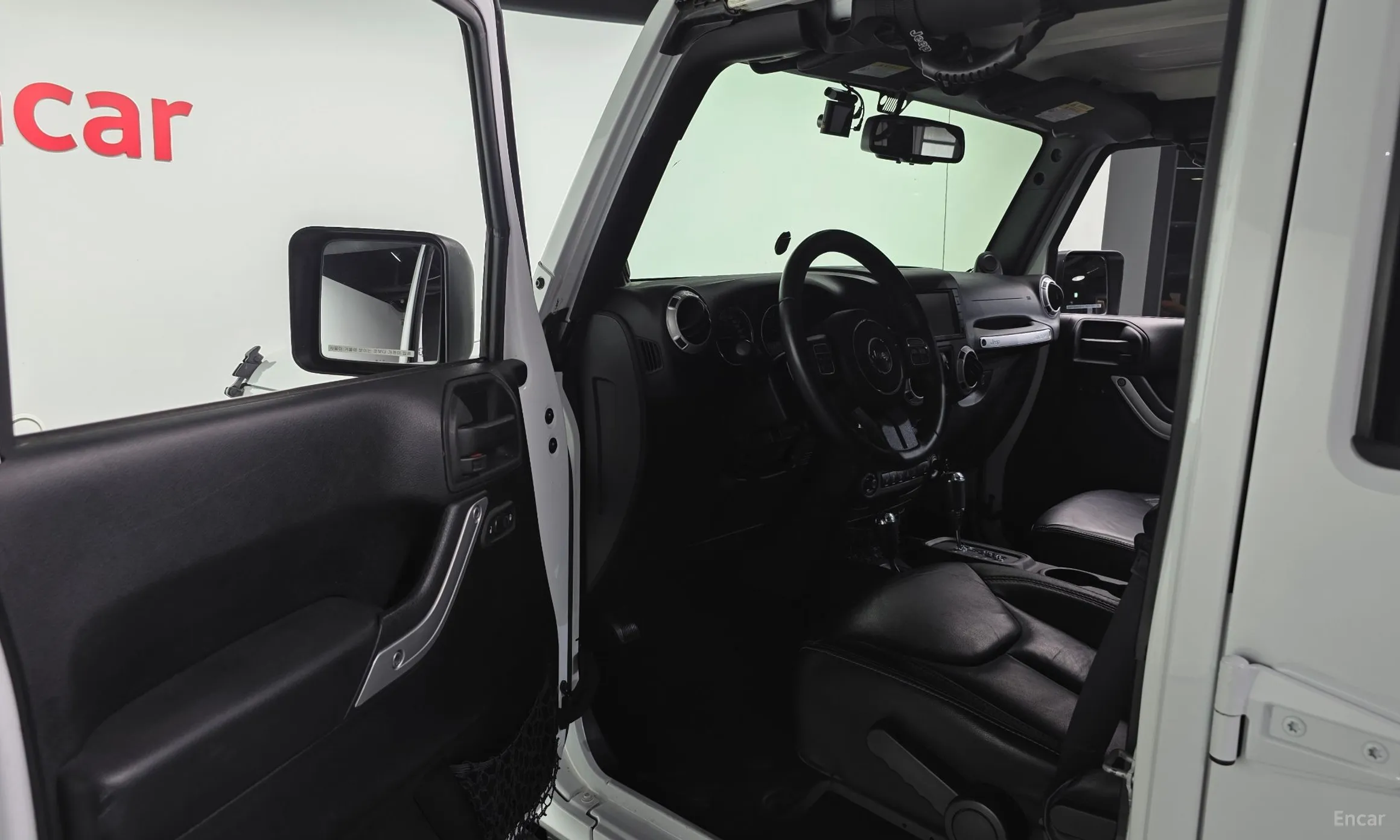Jeep Wrangler (JK) превью 10