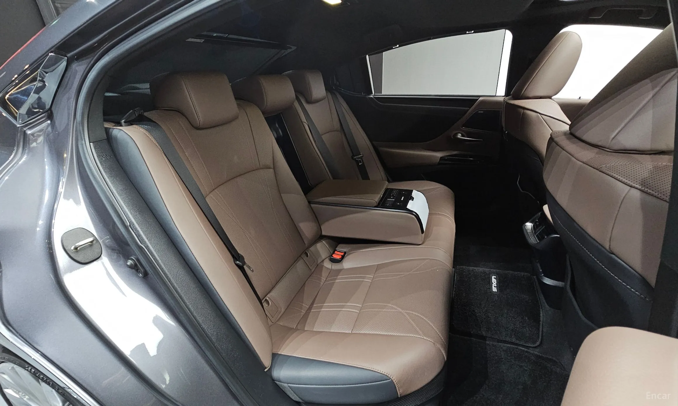 Lexus ES300h 7th Generation превью 11