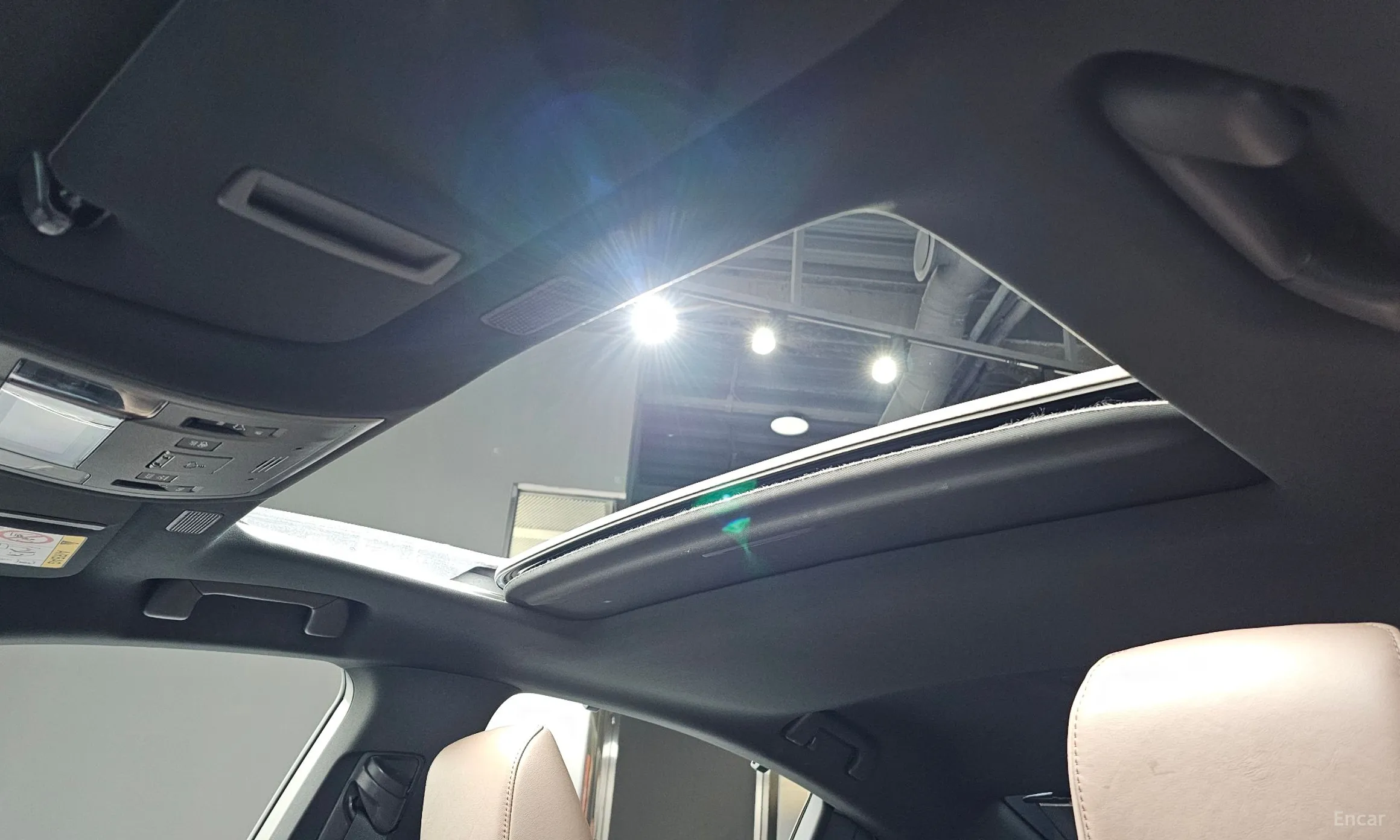 Lexus ES300h 7th Generation превью 19
