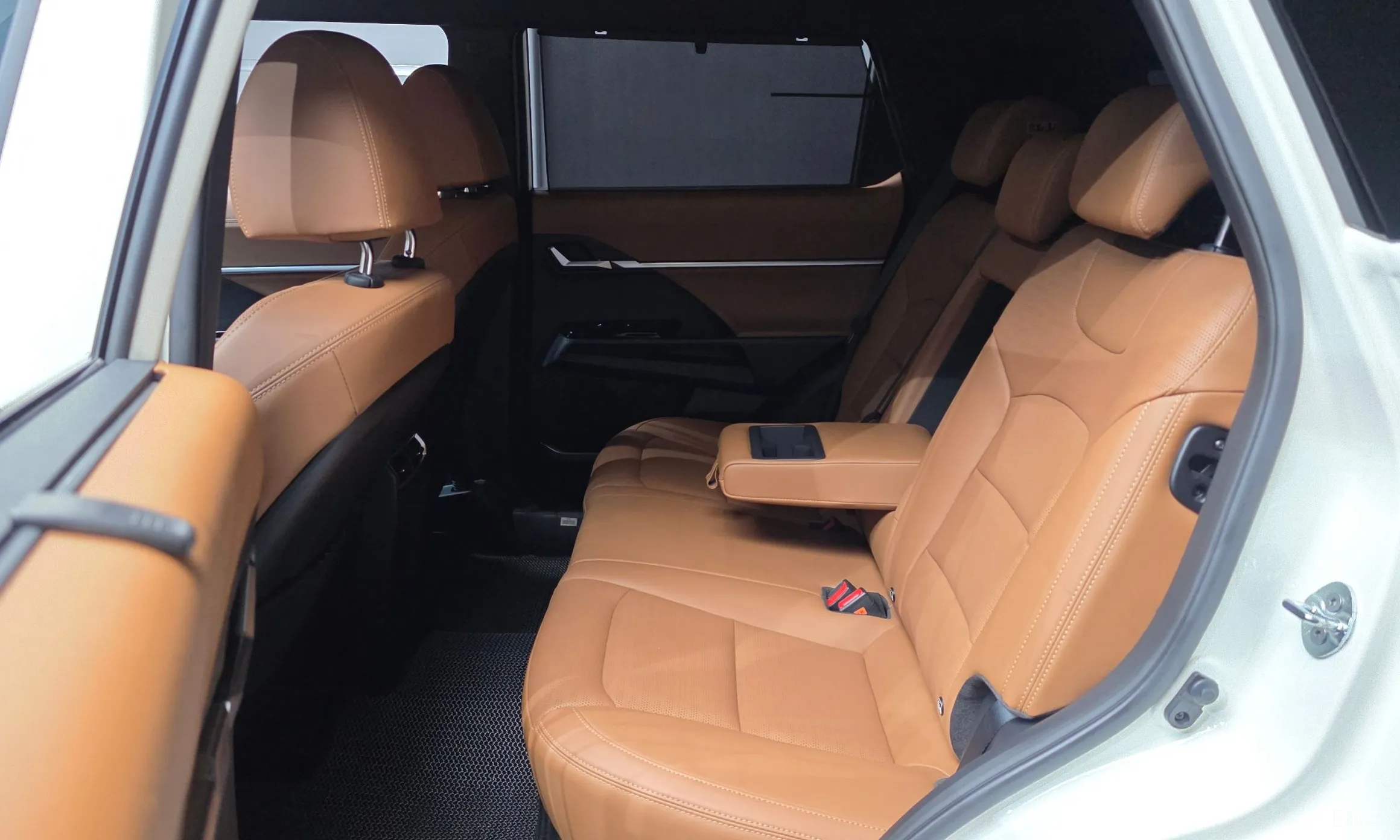 KG Mobility (SsangYong) Torres превью 12
