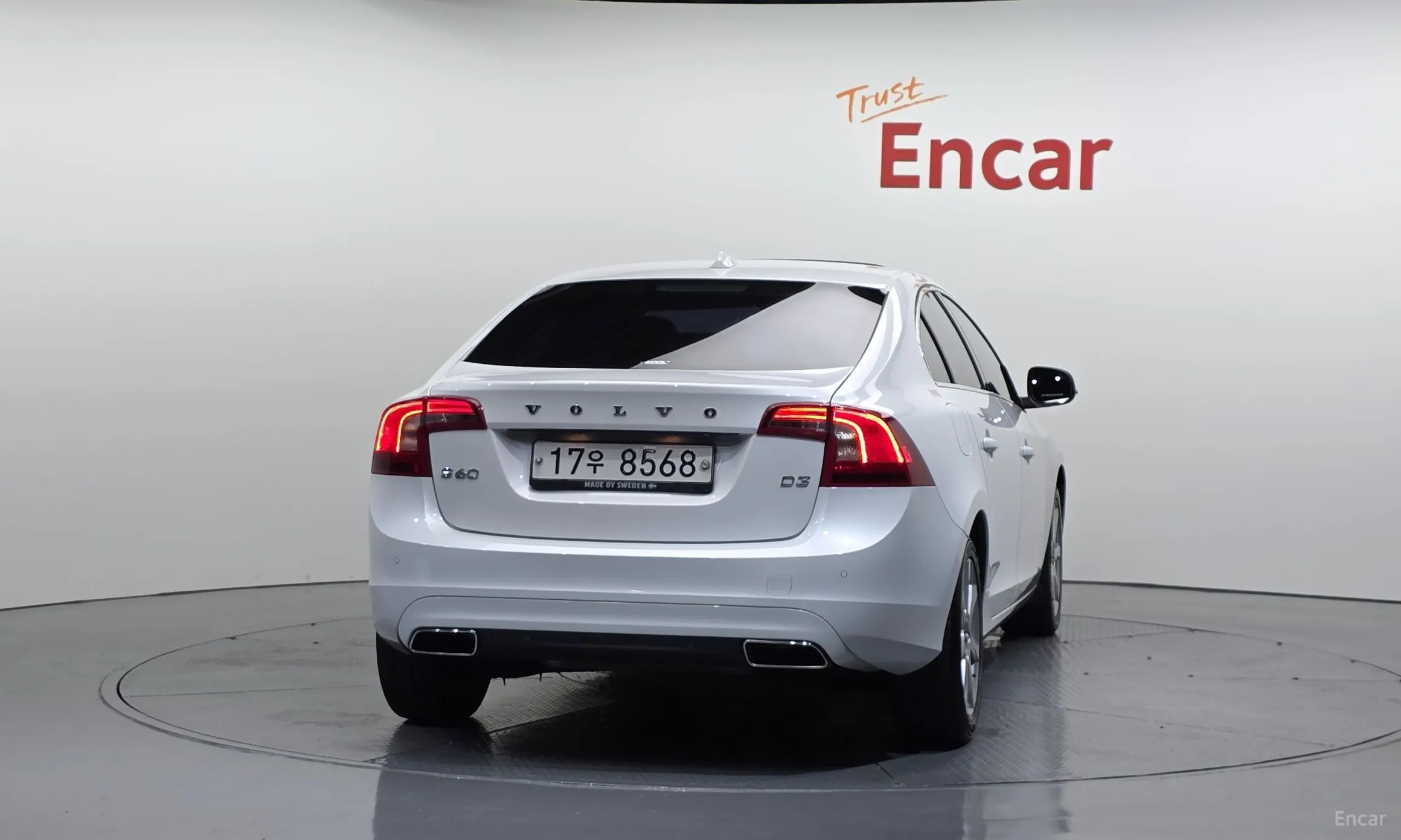 Volvo S60 превью 4