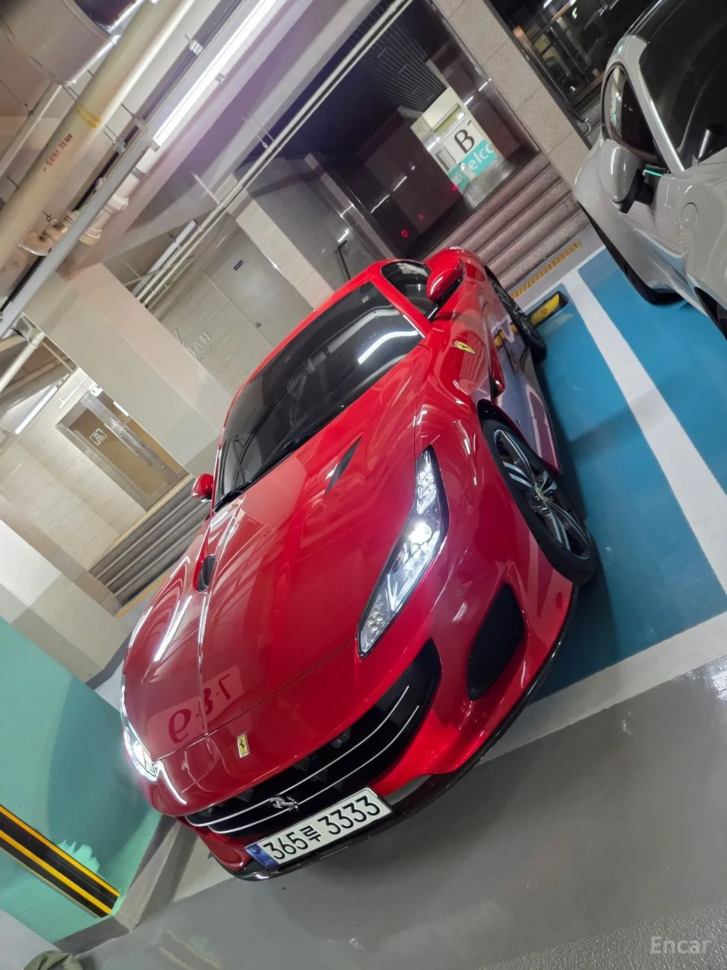Ferrari Portofino превью 19