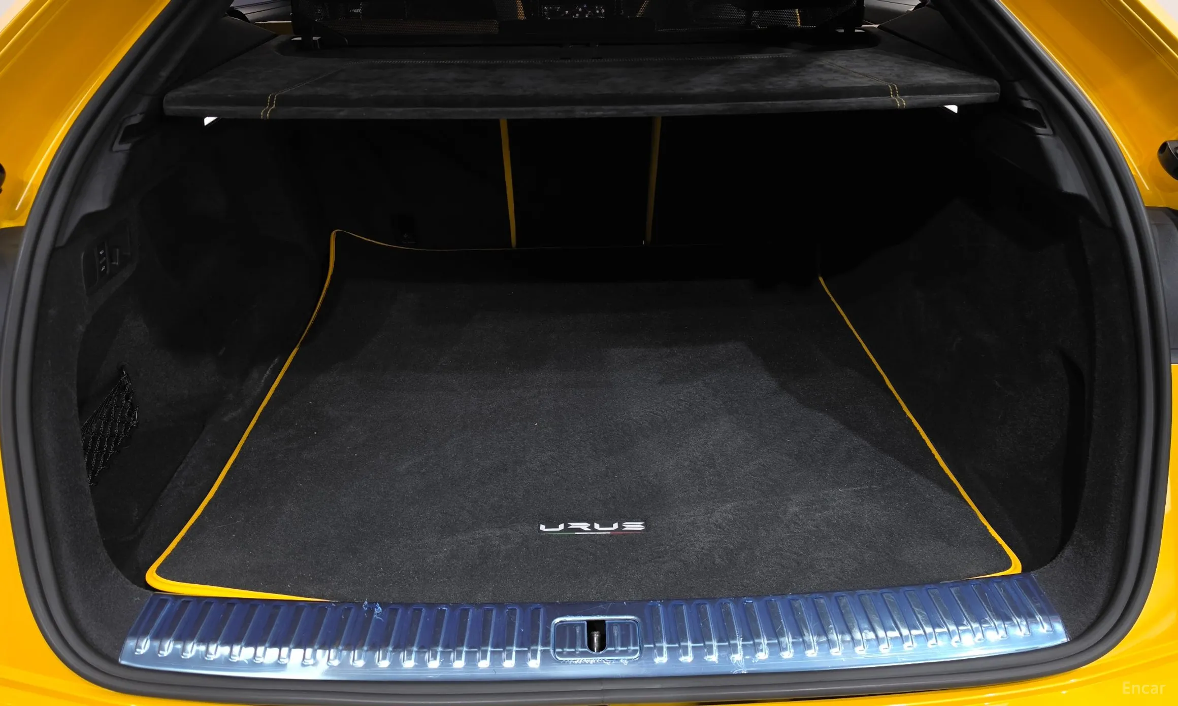 Lamborghini Urus превью 19