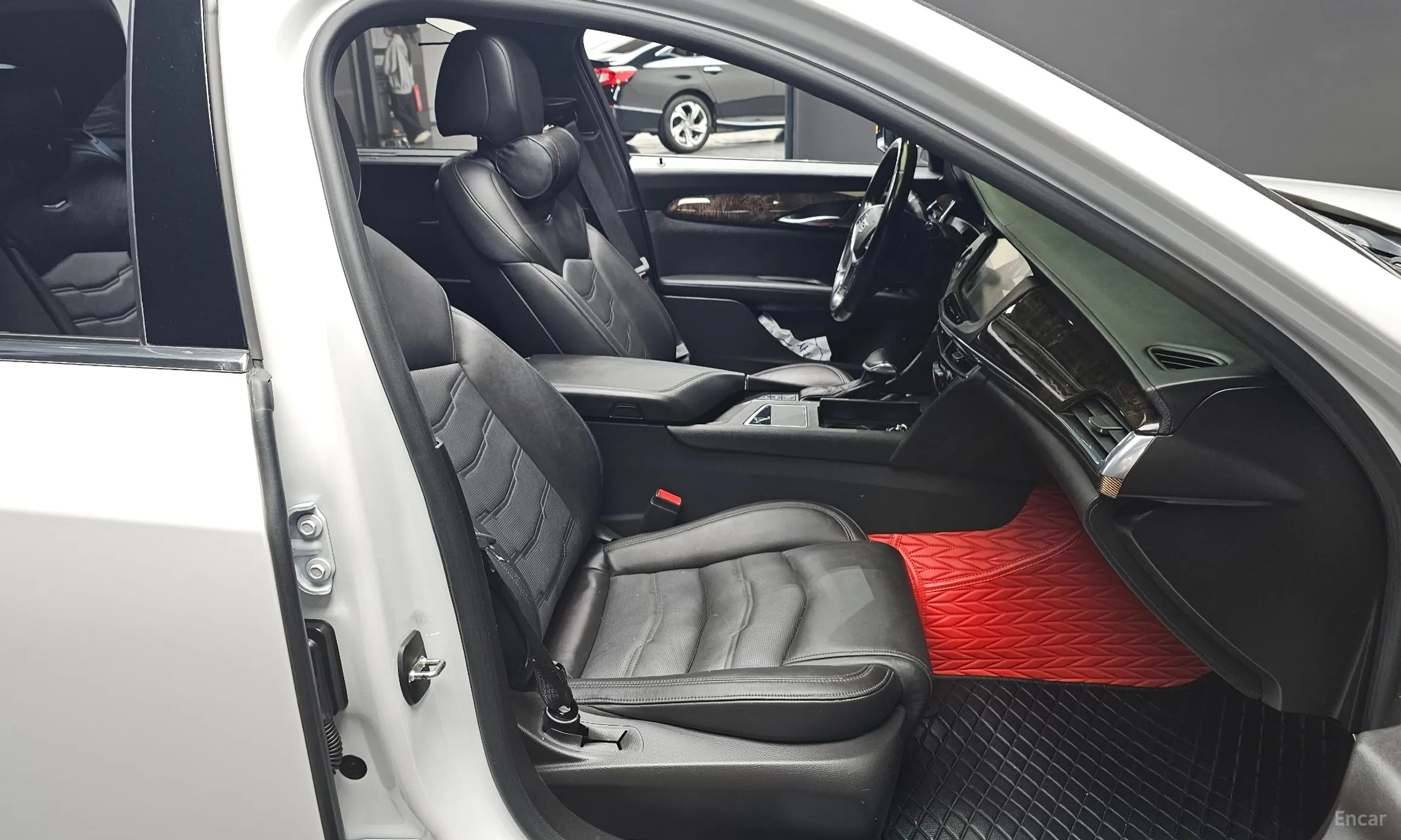 Cadillac CT6 превью 10