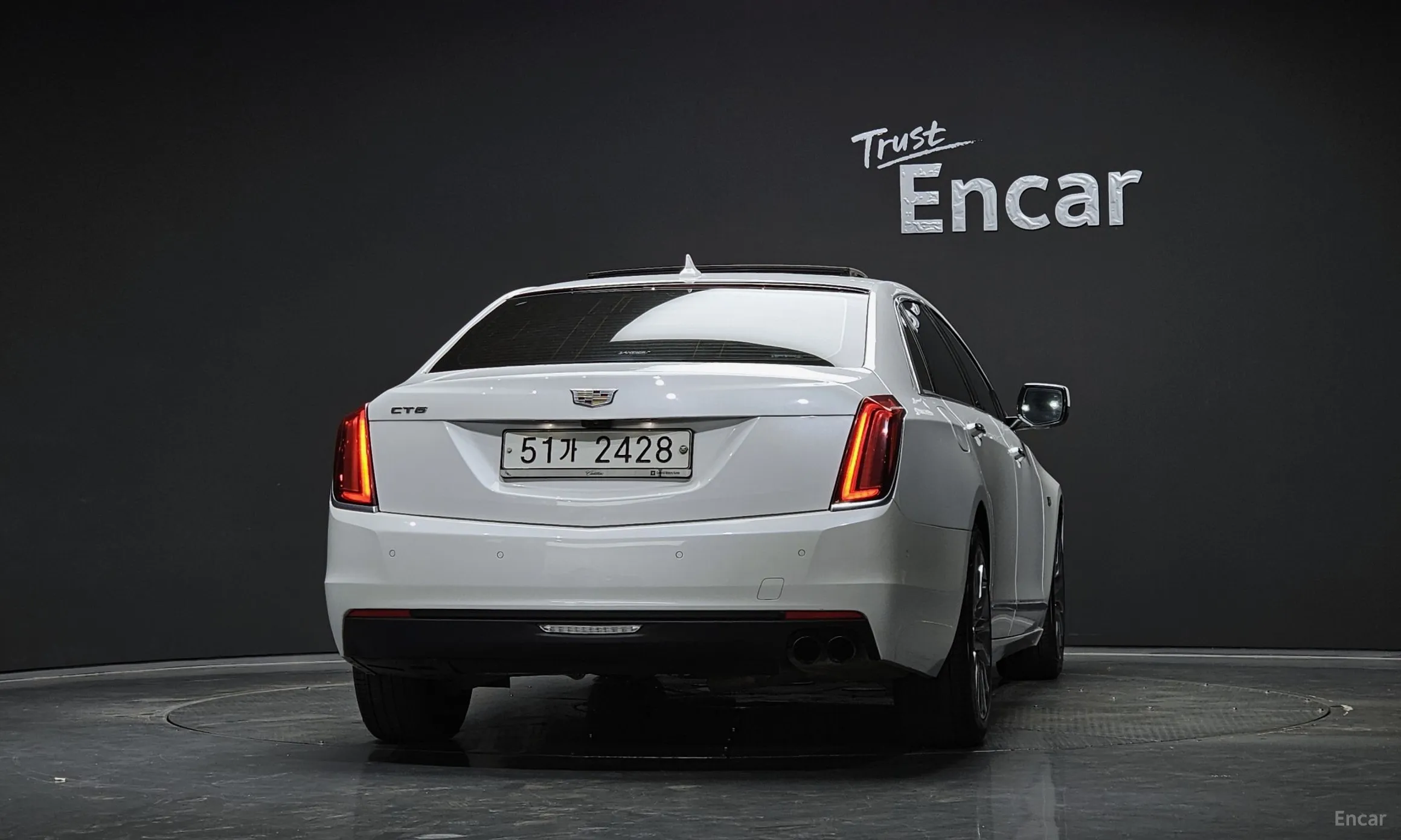 Cadillac CT6 превью 4