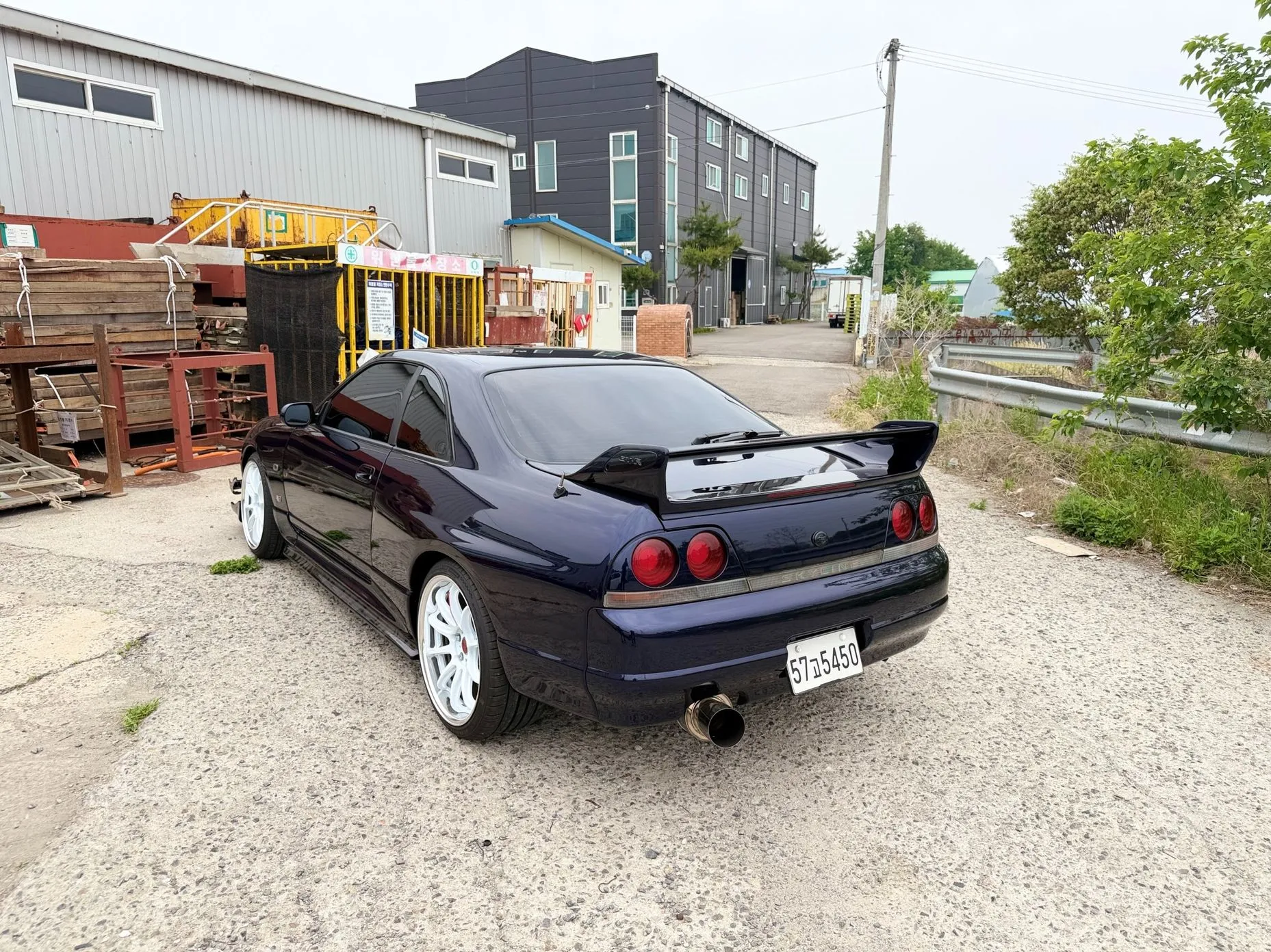 Nissan Skyline превью 15