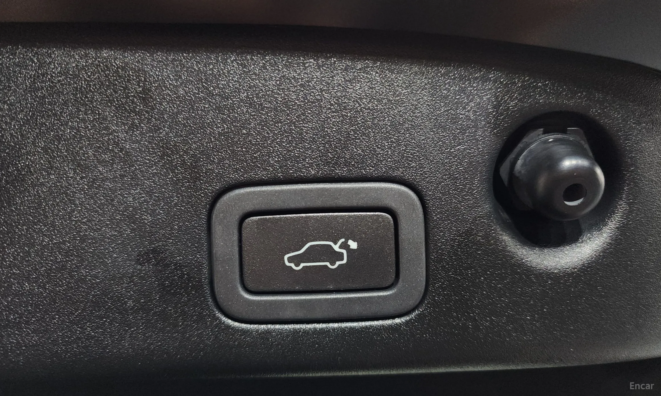 Jaguar All New XJ превью 19