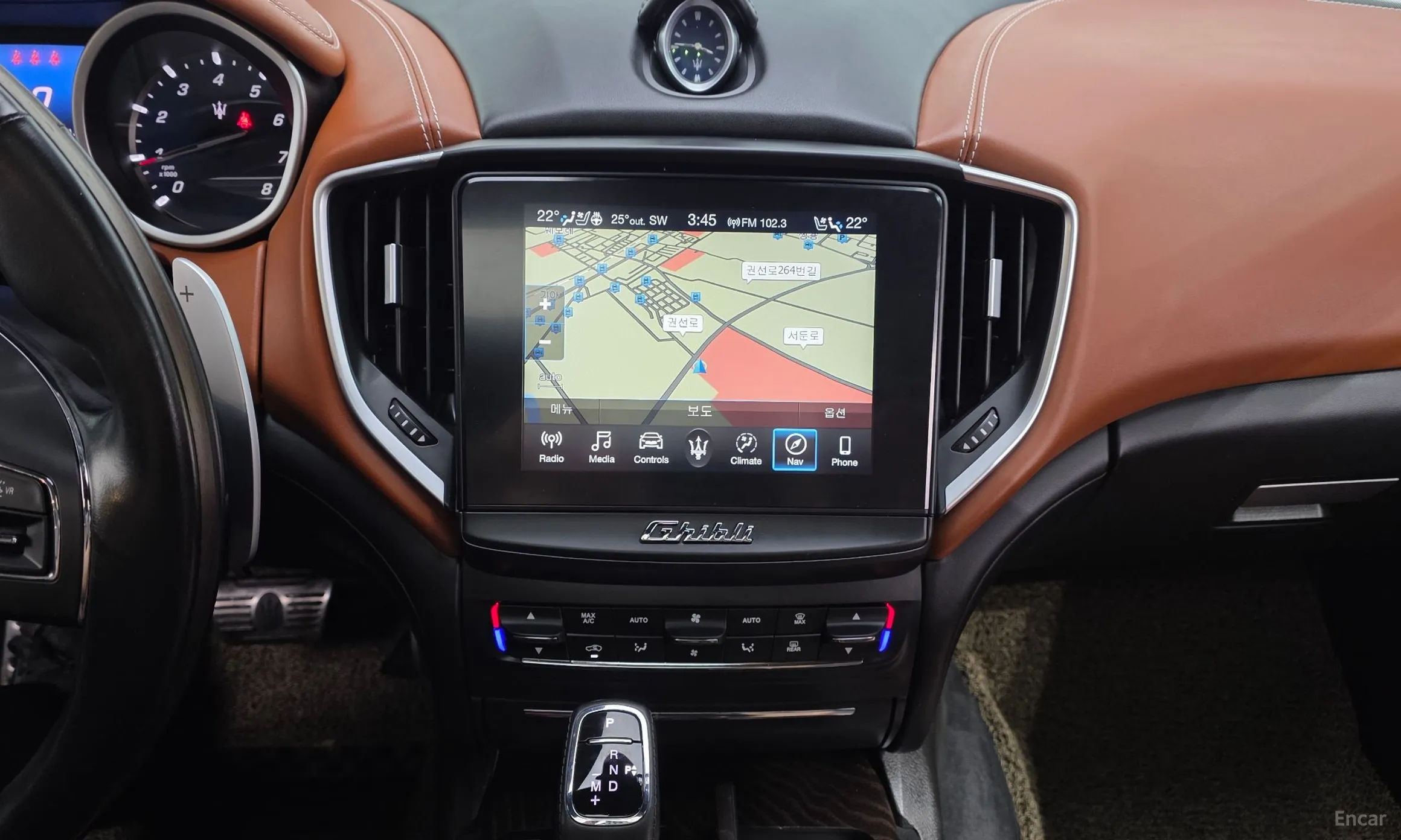 Maserati Ghibli превью 13