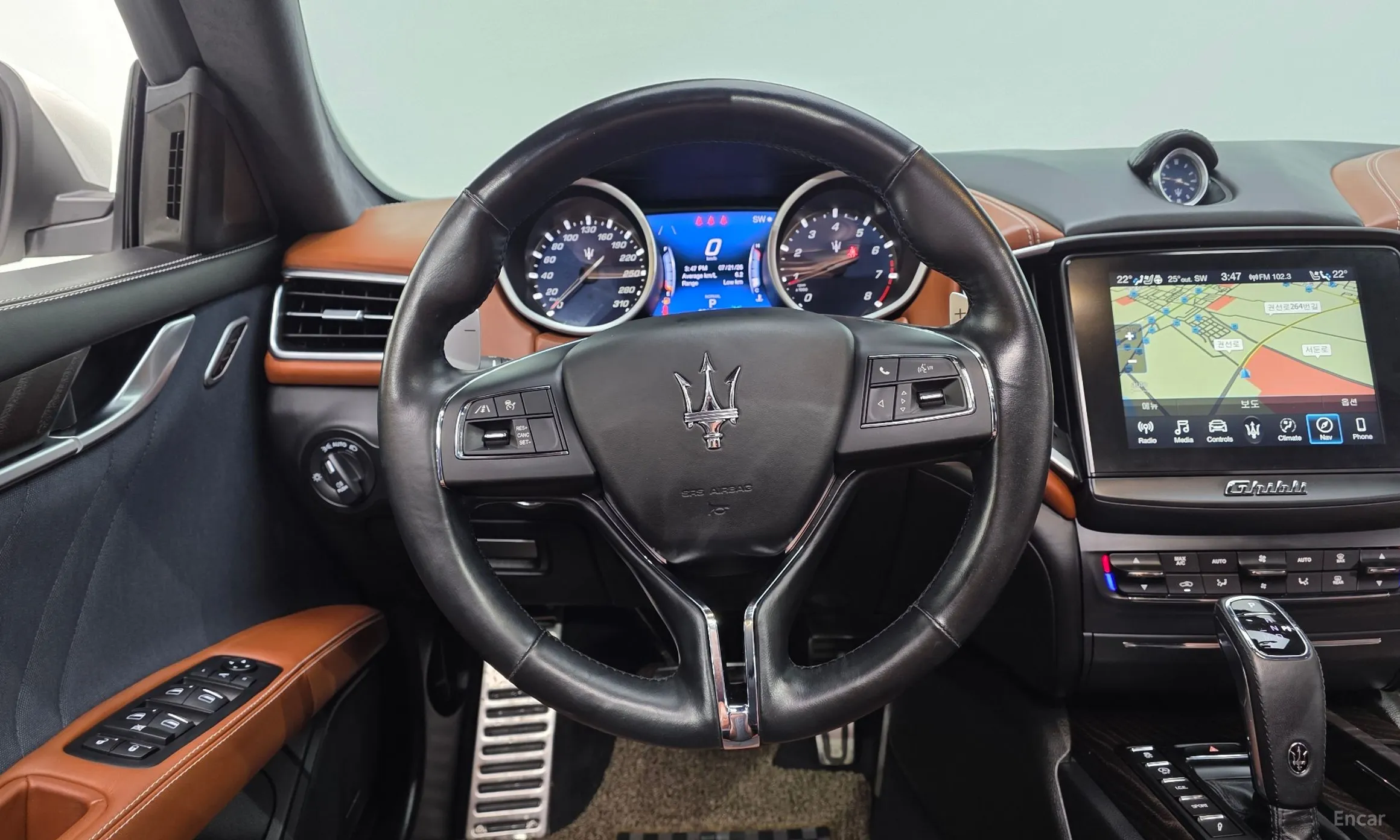 Maserati Ghibli превью 14
