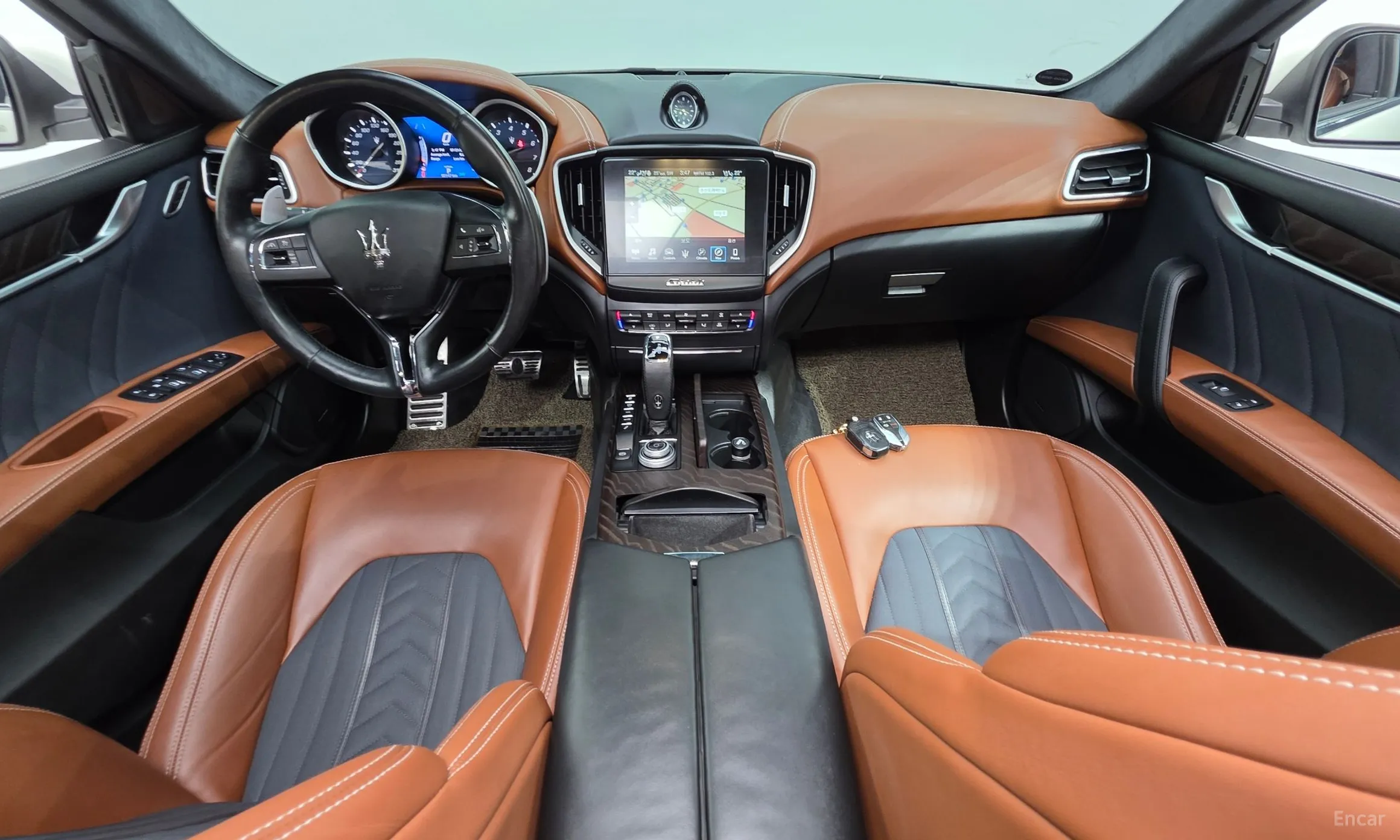 Maserati Ghibli превью 7