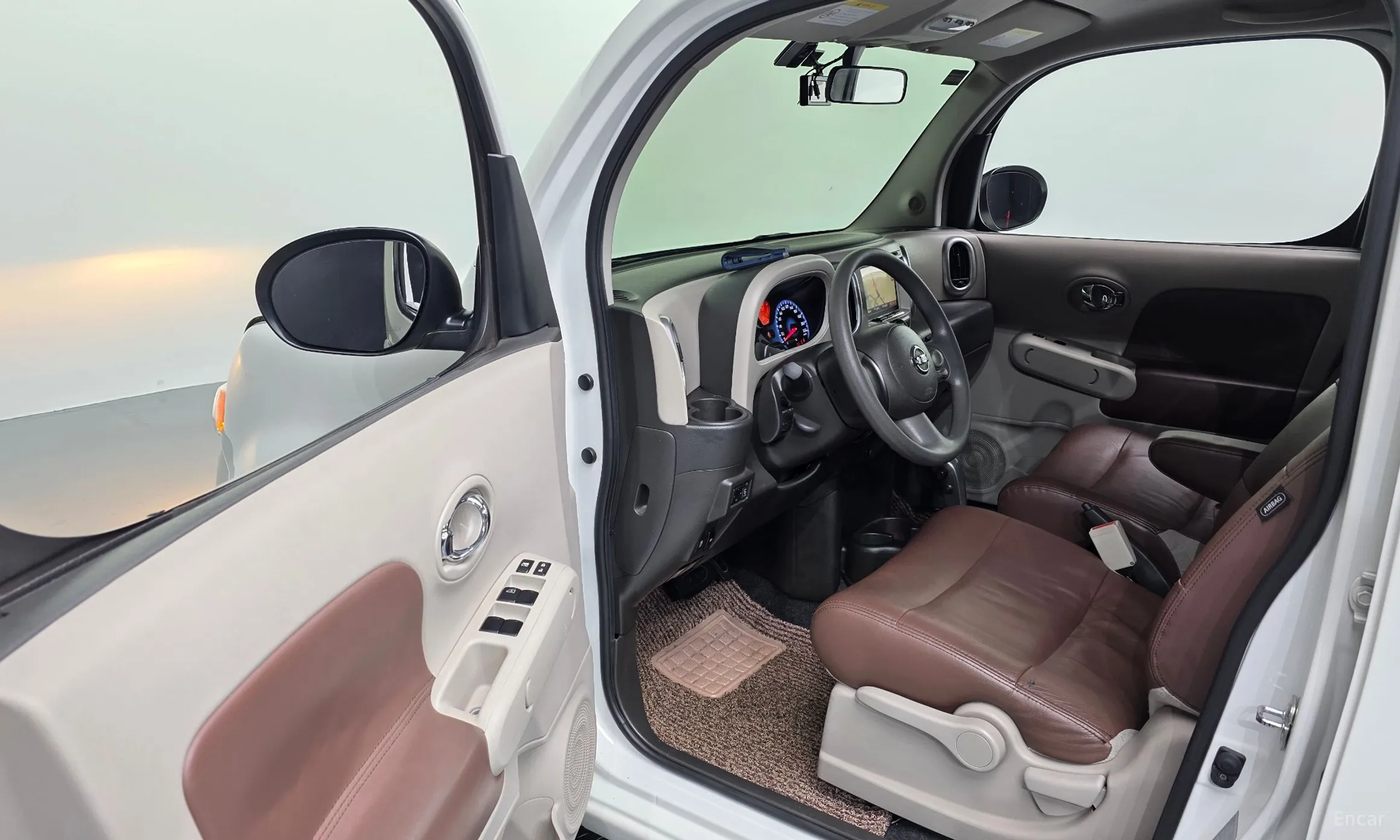 Nissan Cube превью 10