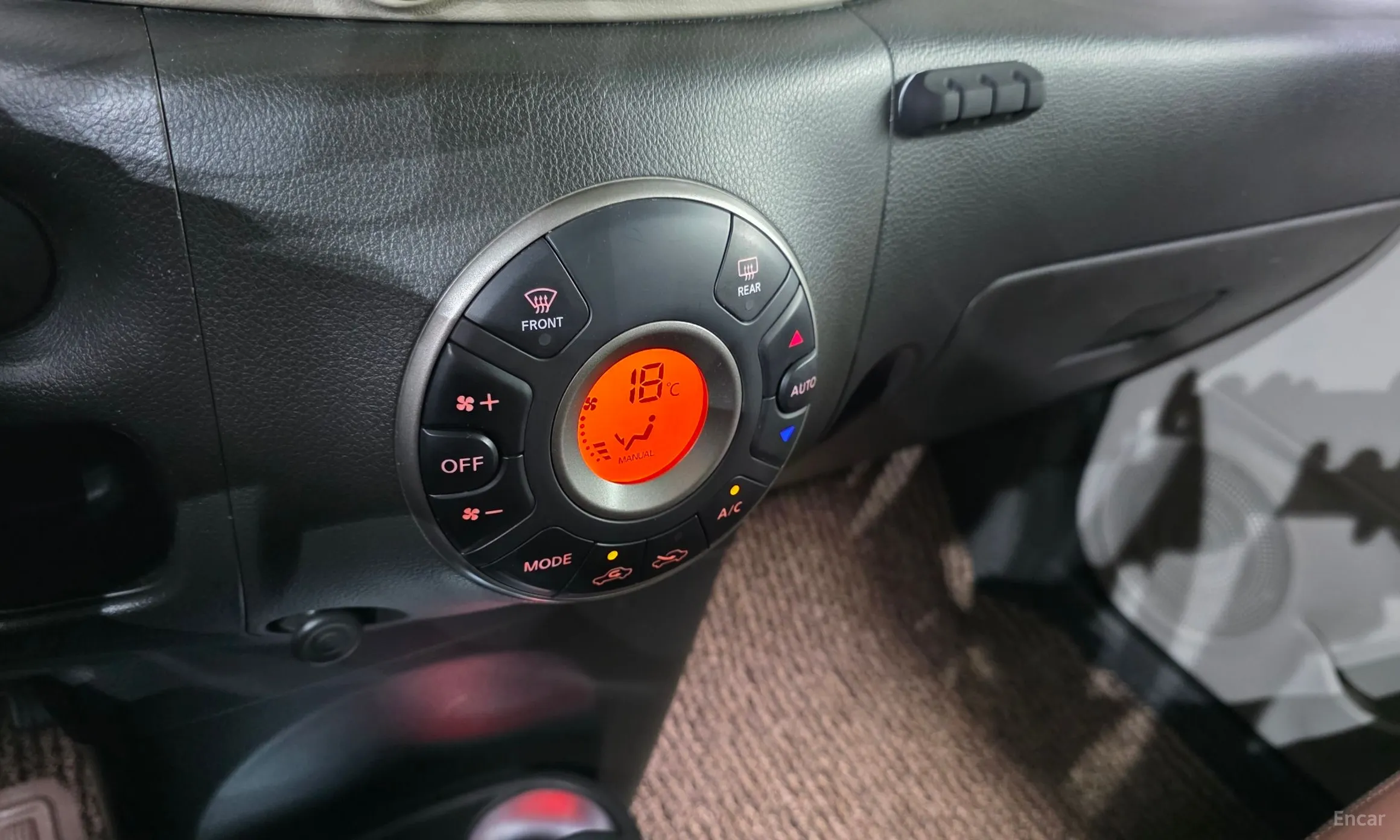 Nissan Cube превью 15