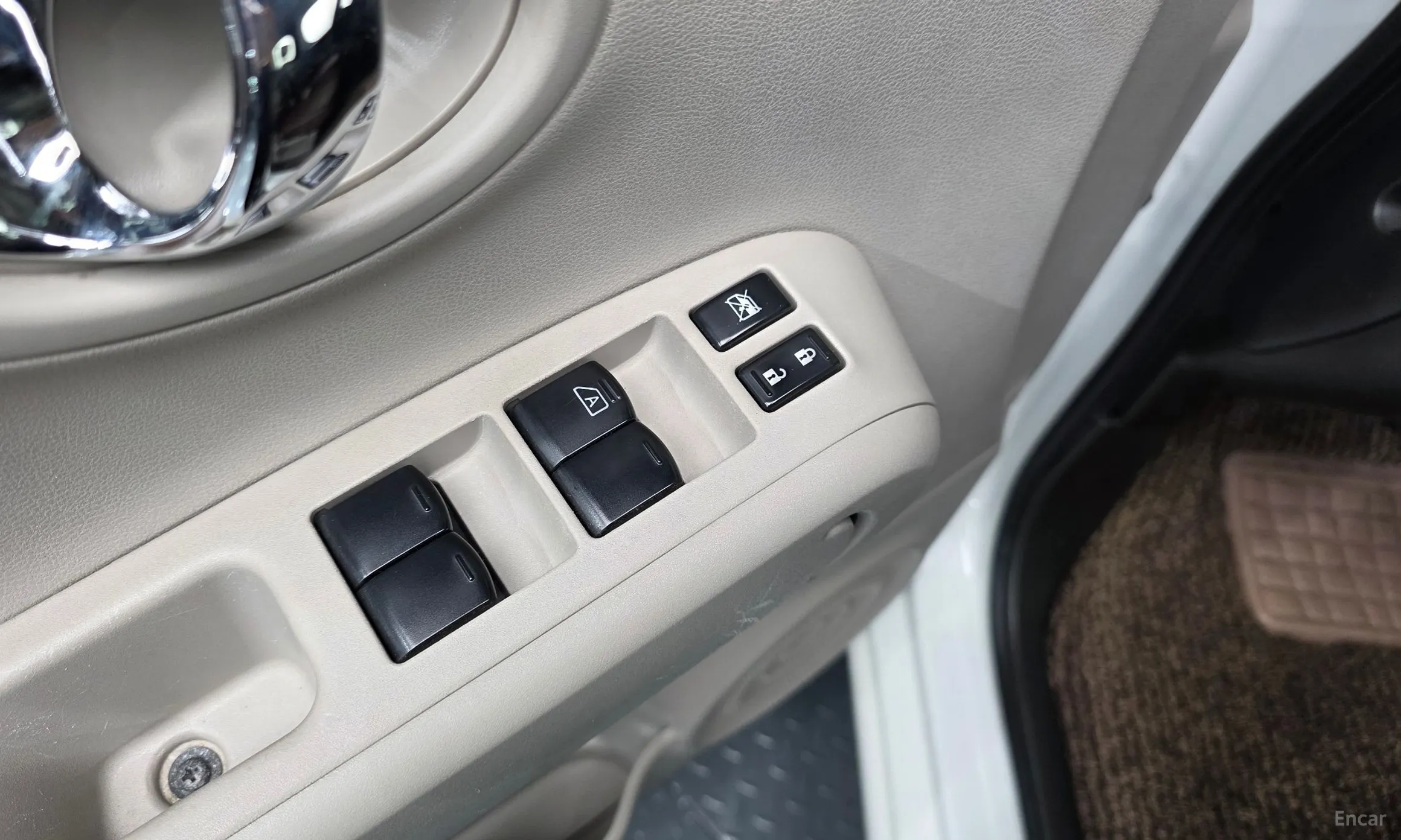 Nissan Cube превью 18