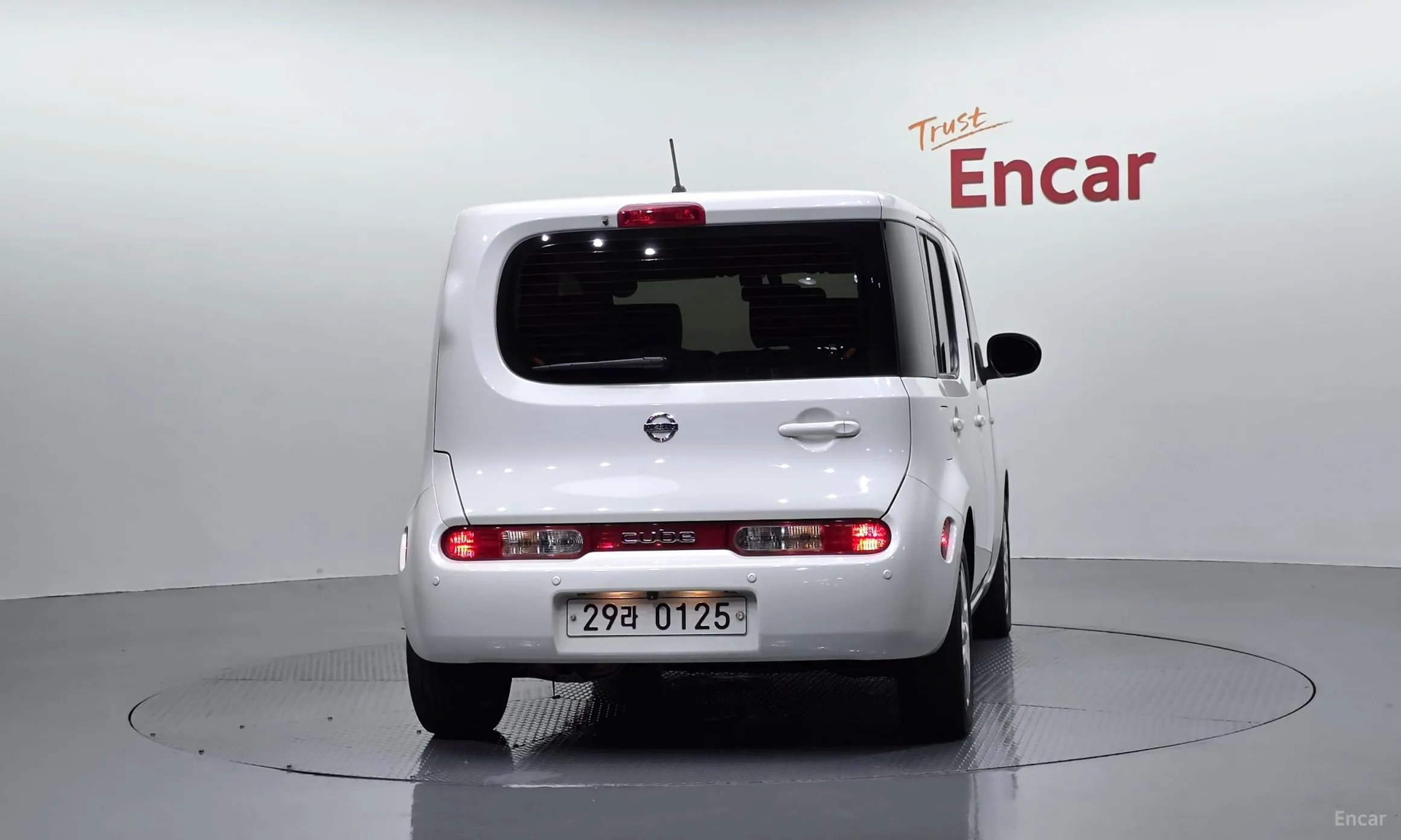 Nissan Cube превью 4