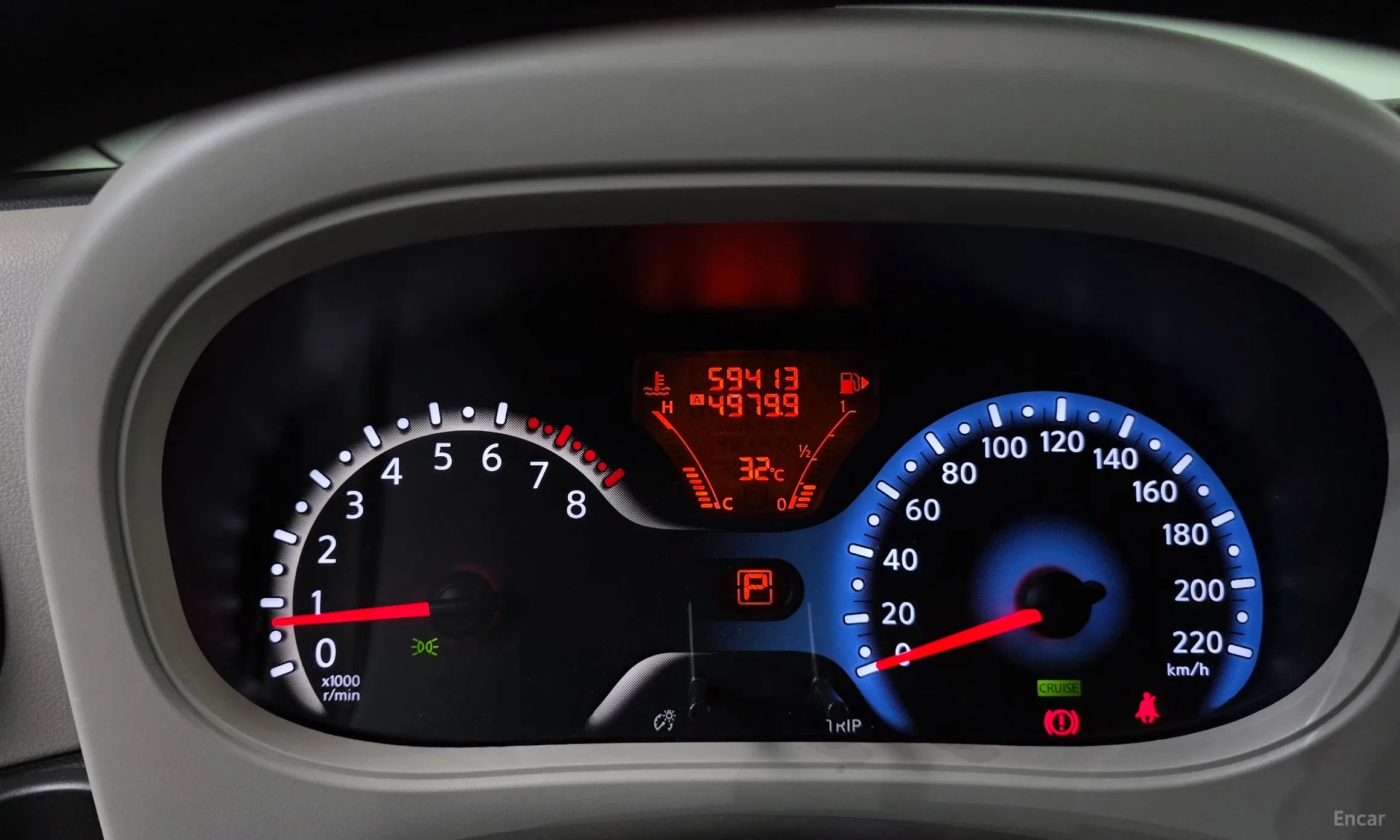 Nissan Cube превью 8