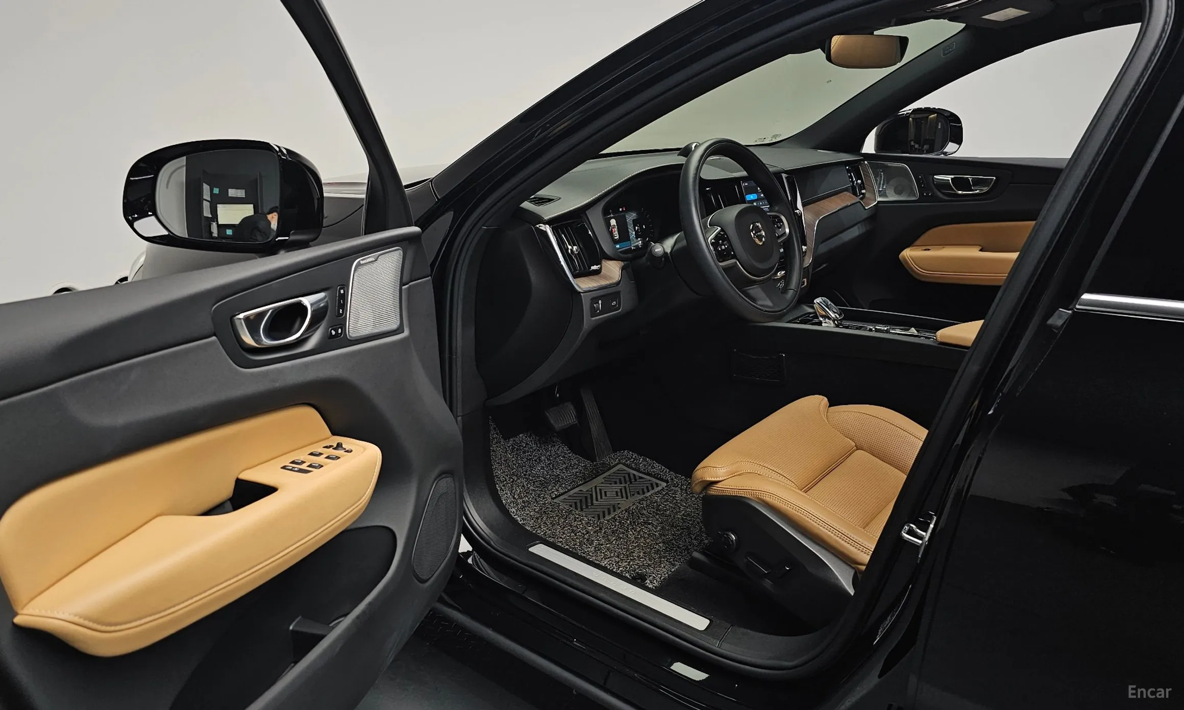 Volvo XC60 Gen 2 превью 10
