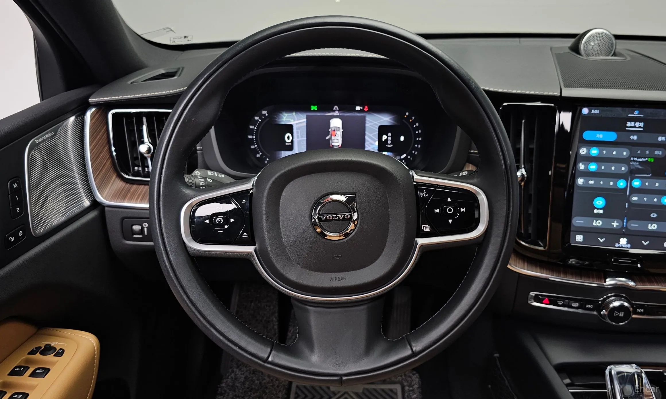 Volvo XC60 Gen 2 превью 13
