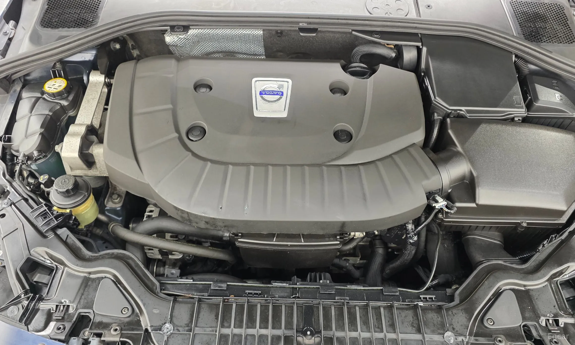 Volvo S60 превью 6