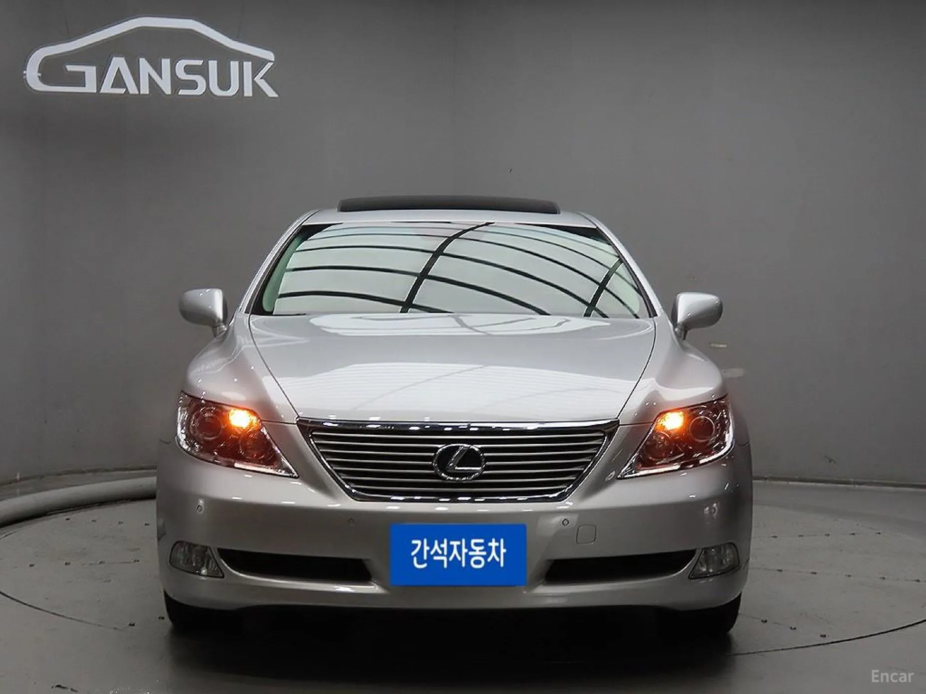 Lexus LS460L превью 3