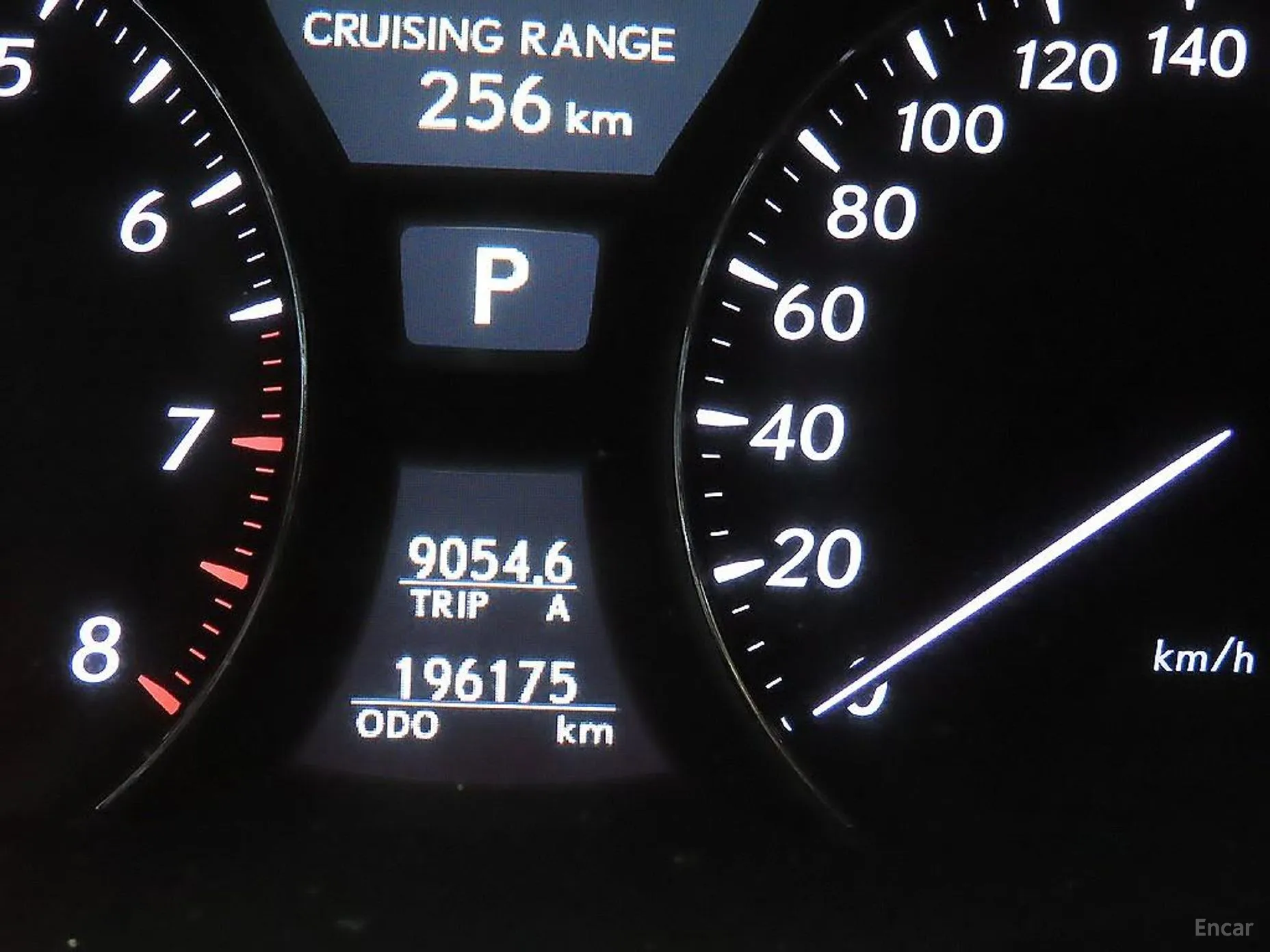 Lexus LS460L превью 8