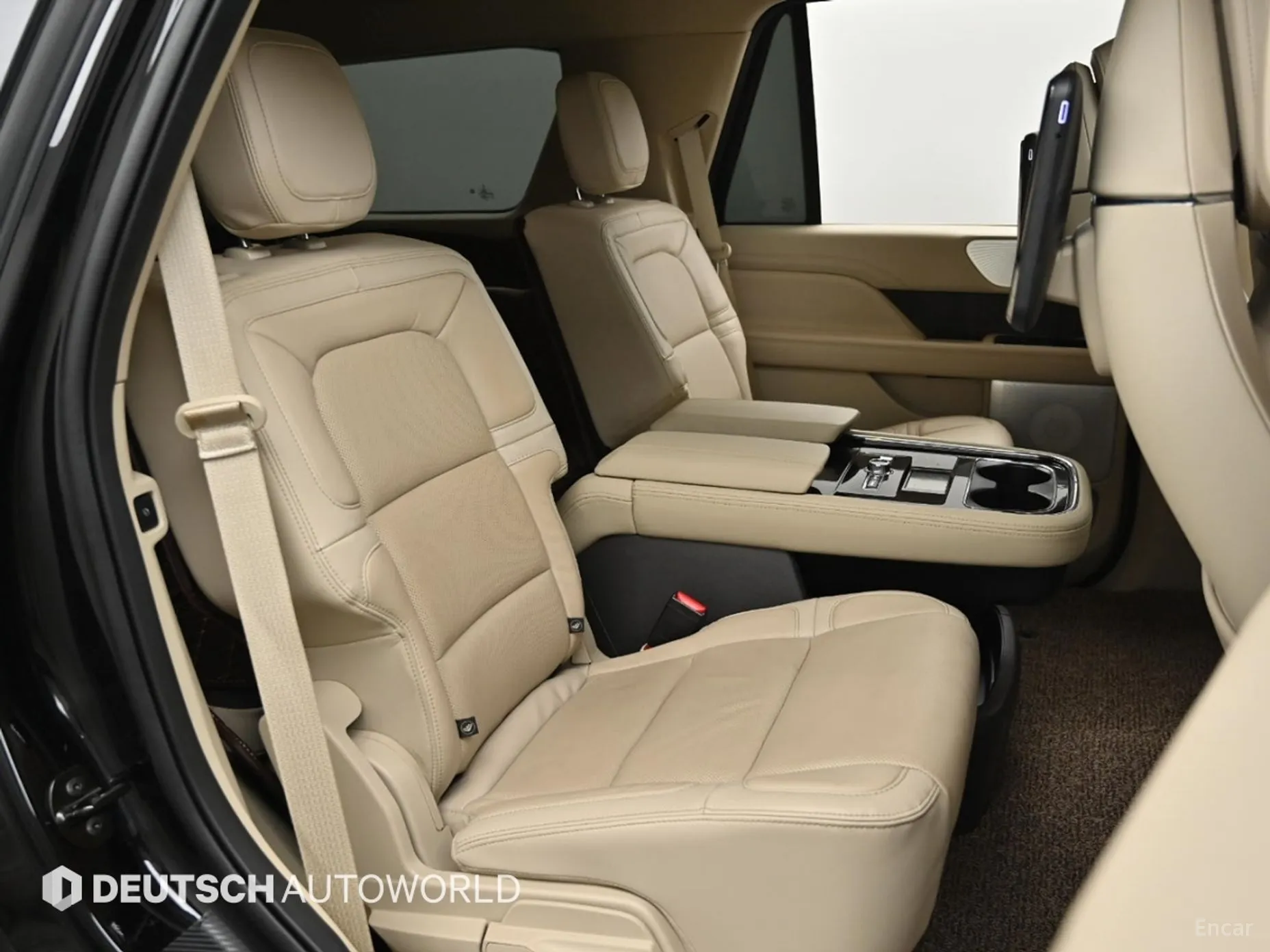 Lincoln Navigator 4th generation превью 11