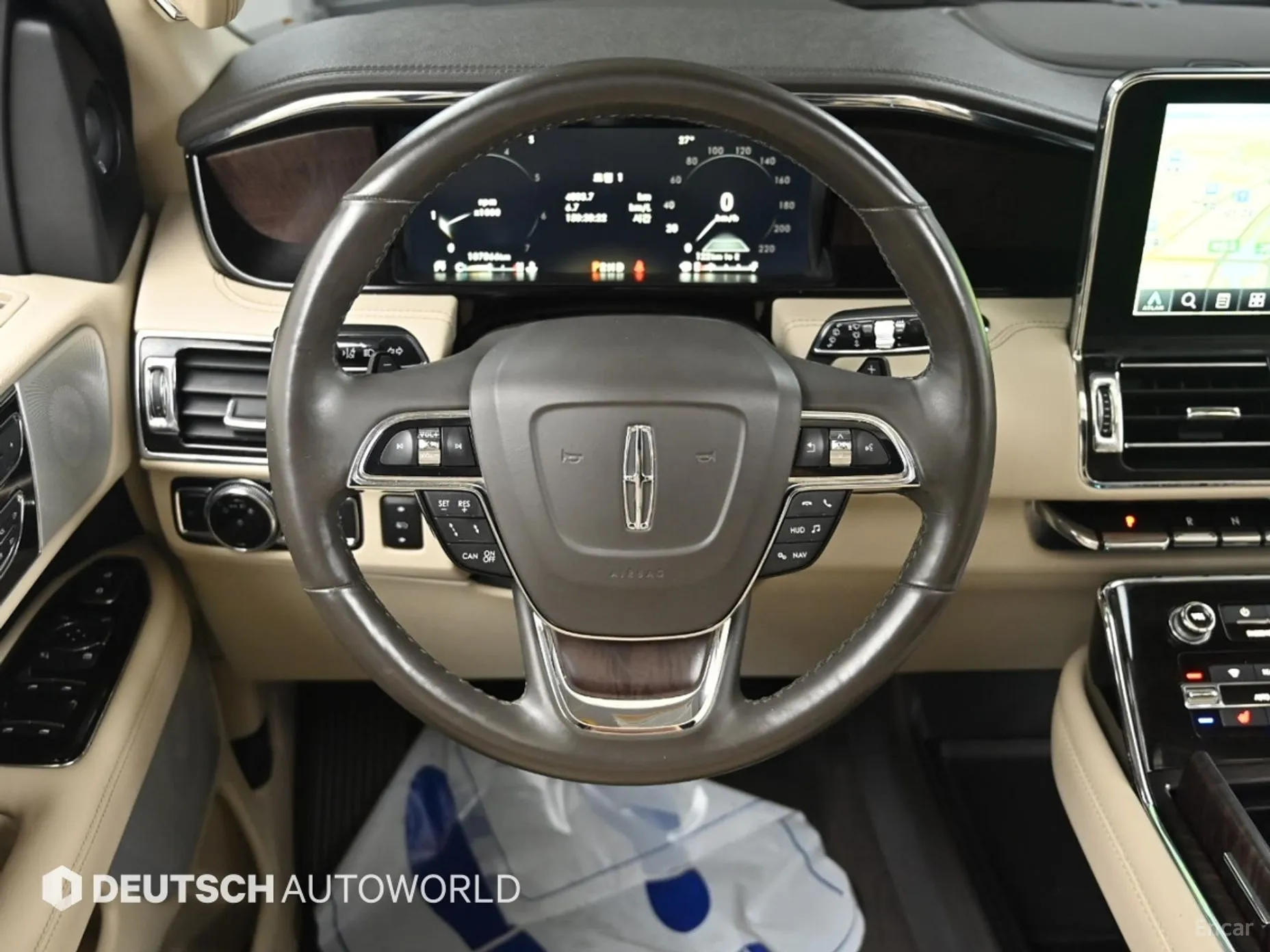 Lincoln Navigator 4th generation превью 12