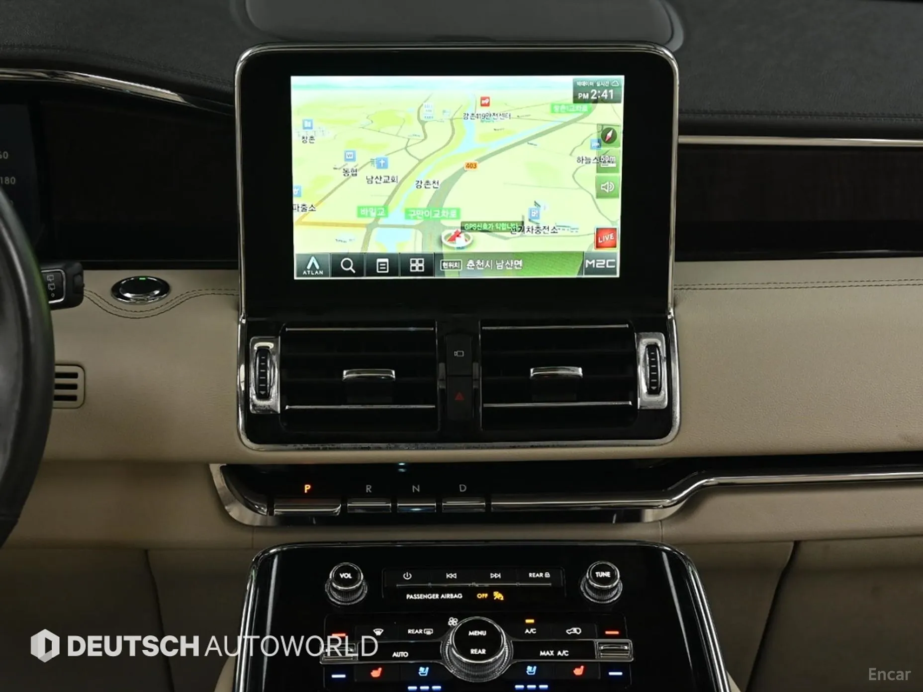 Lincoln Navigator 4th generation превью 13