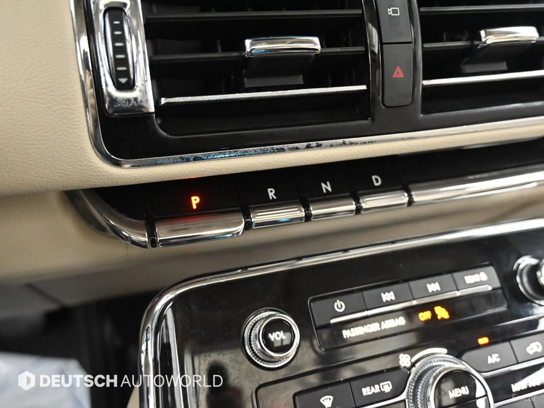 Lincoln Navigator 4th generation превью 8