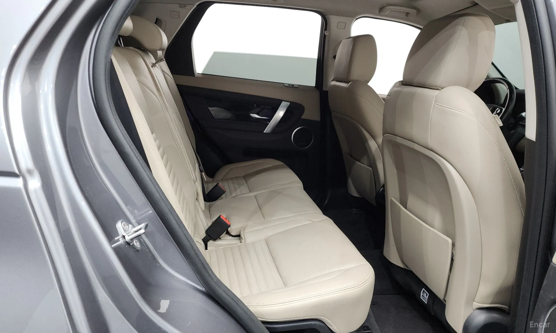 Land Rover Discovery Sports превью 11