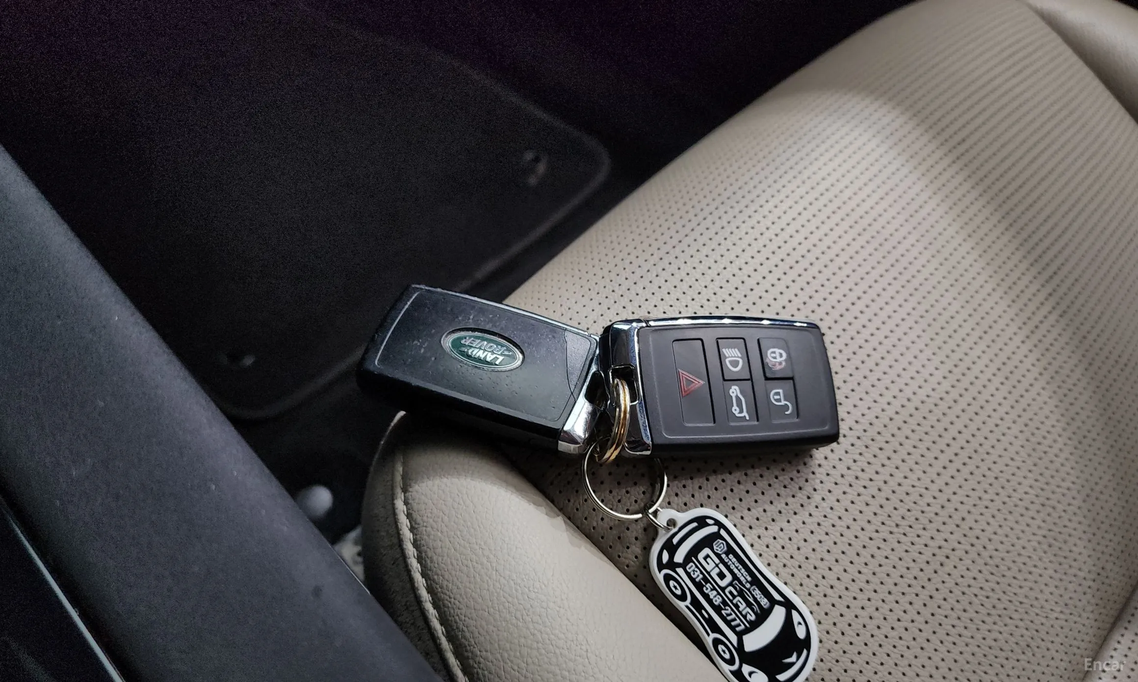 Land Rover Discovery Sports превью 15