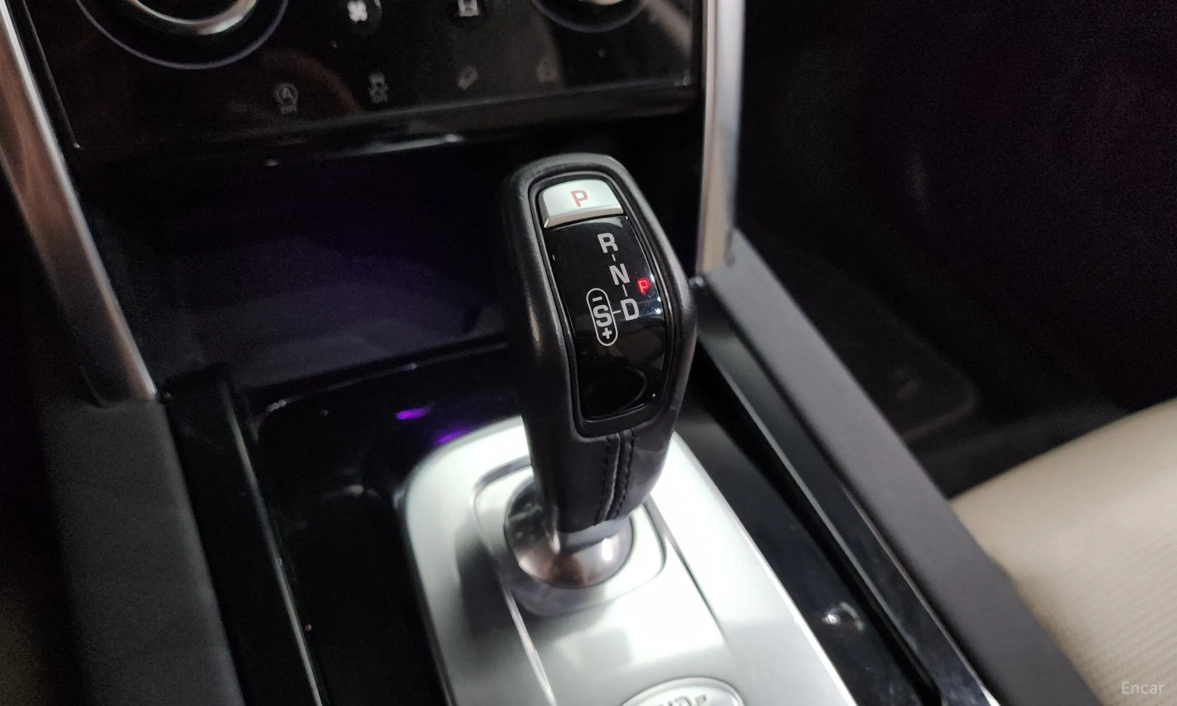 Land Rover Discovery Sports превью 9