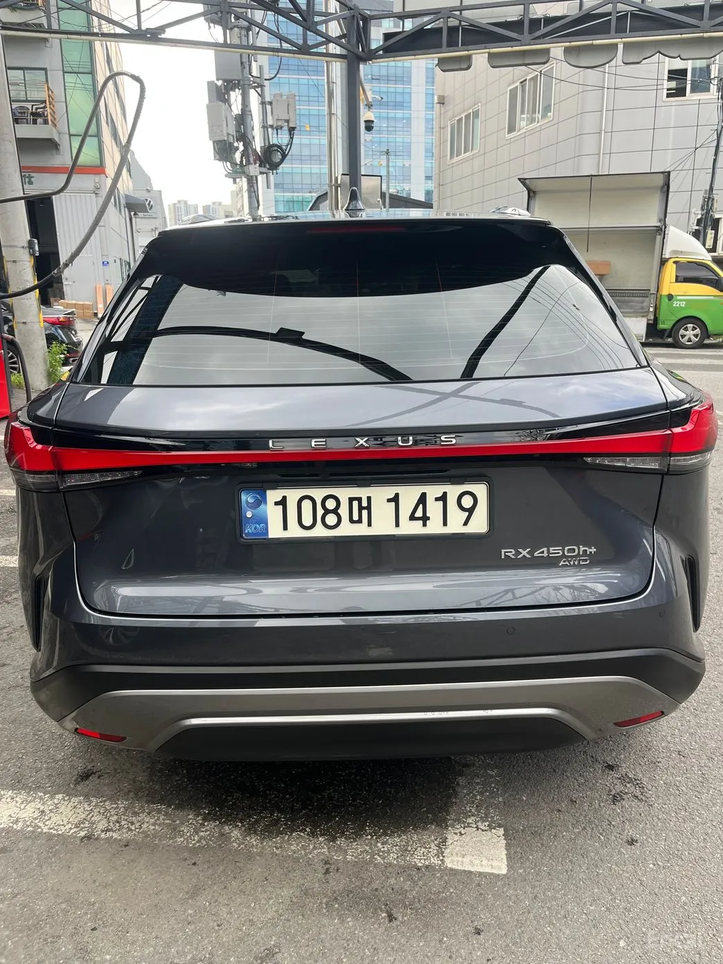 Lexus RX450h + 5th Gen превью 4