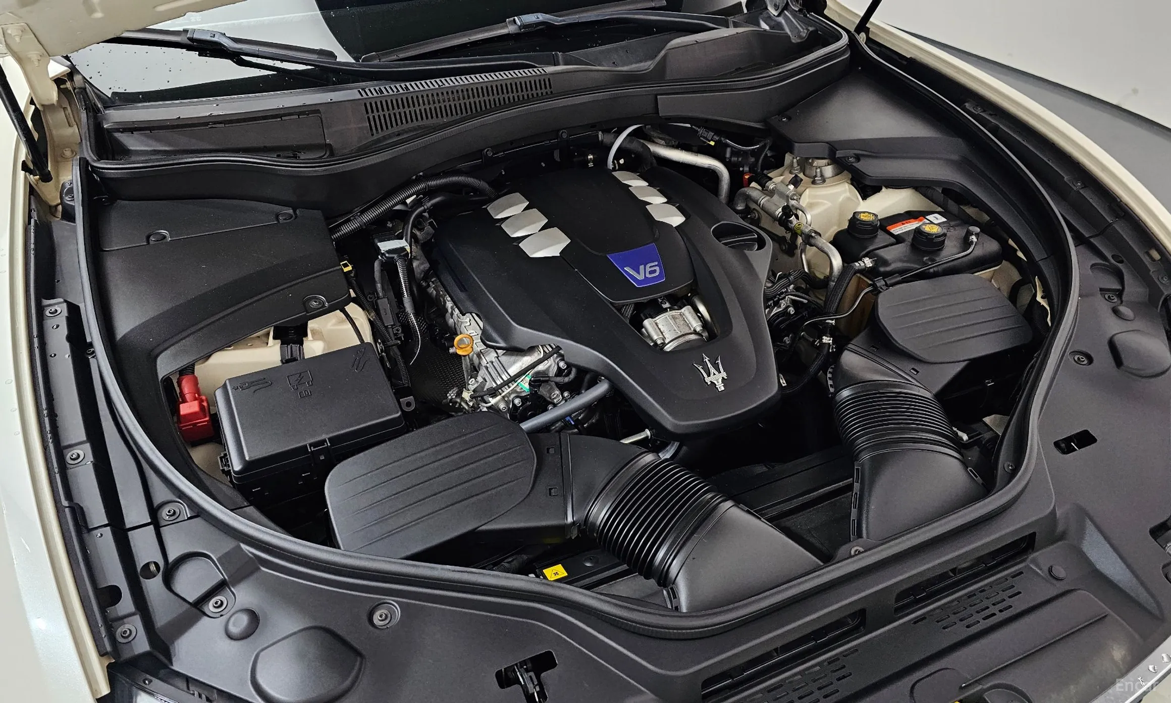 Maserati Levante превью 6