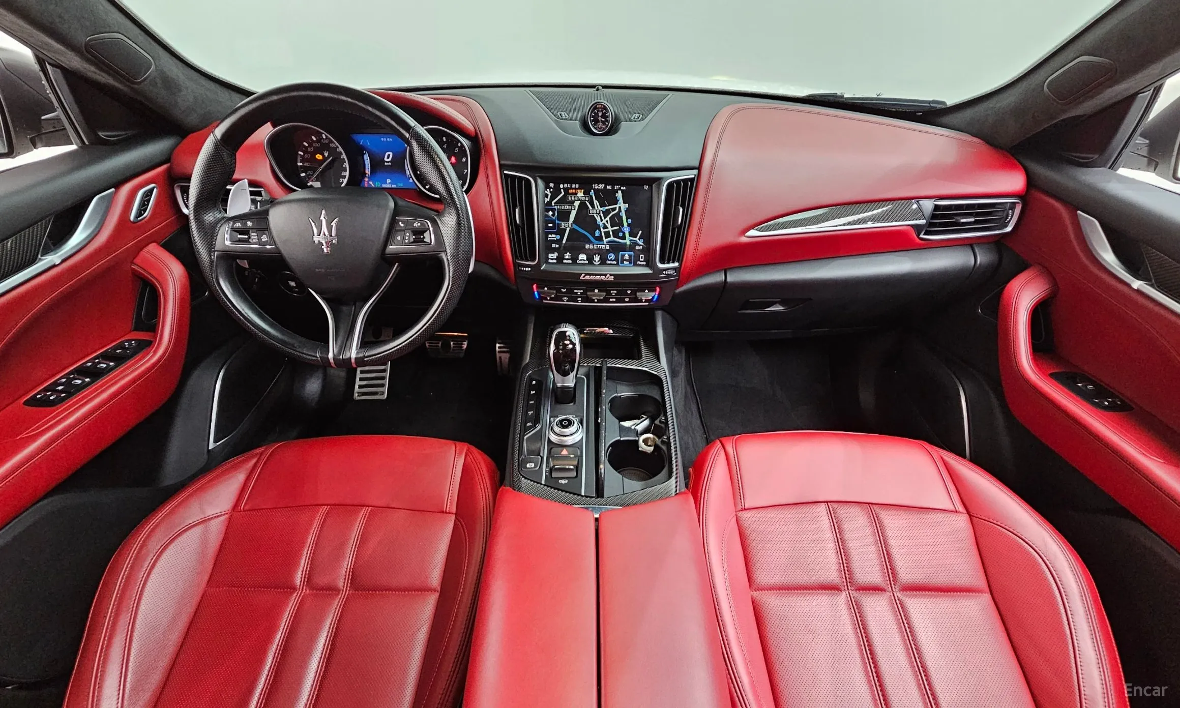 Maserati Levante превью 7