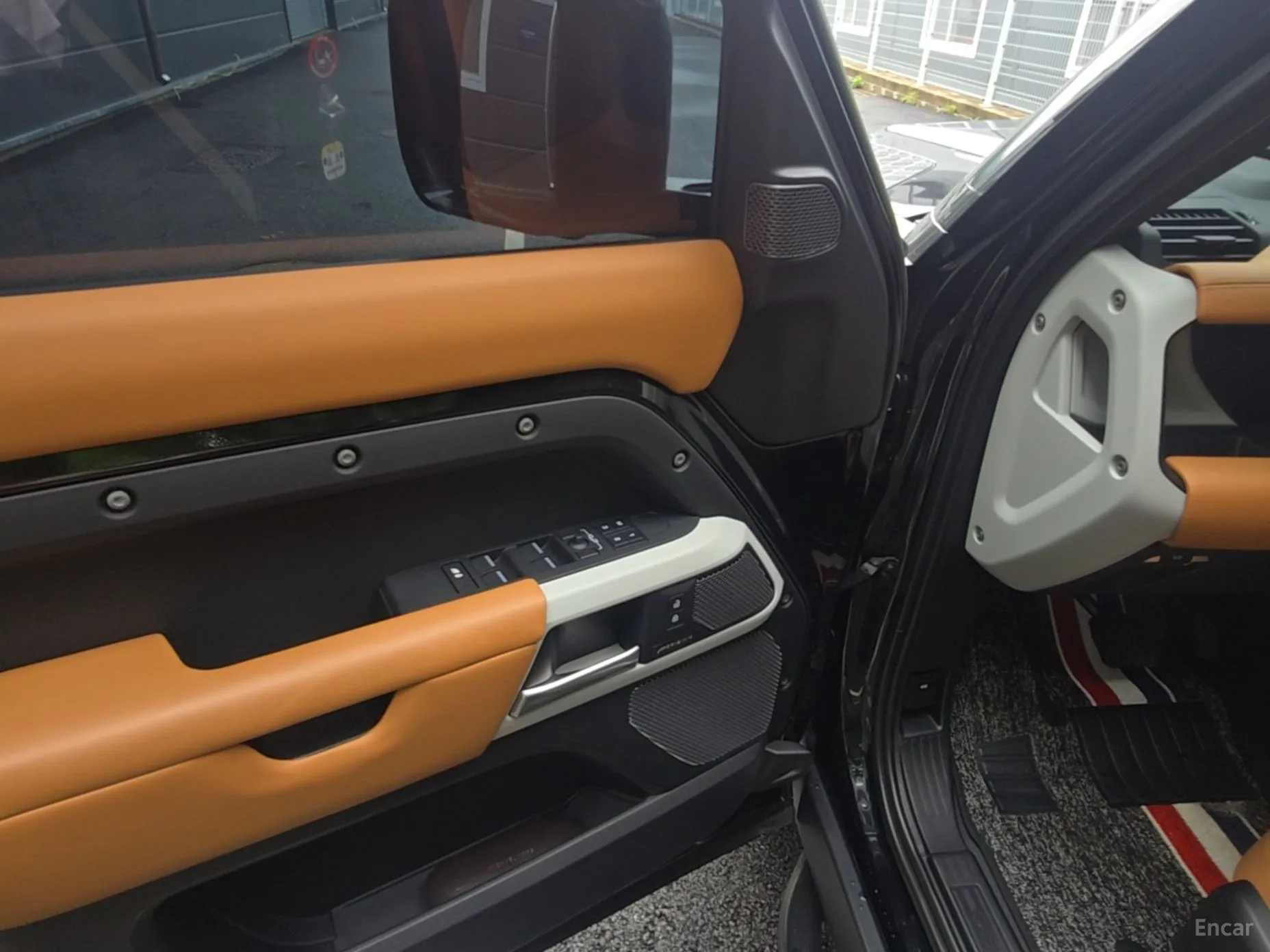 Land Rover Defender (L663) превью 11