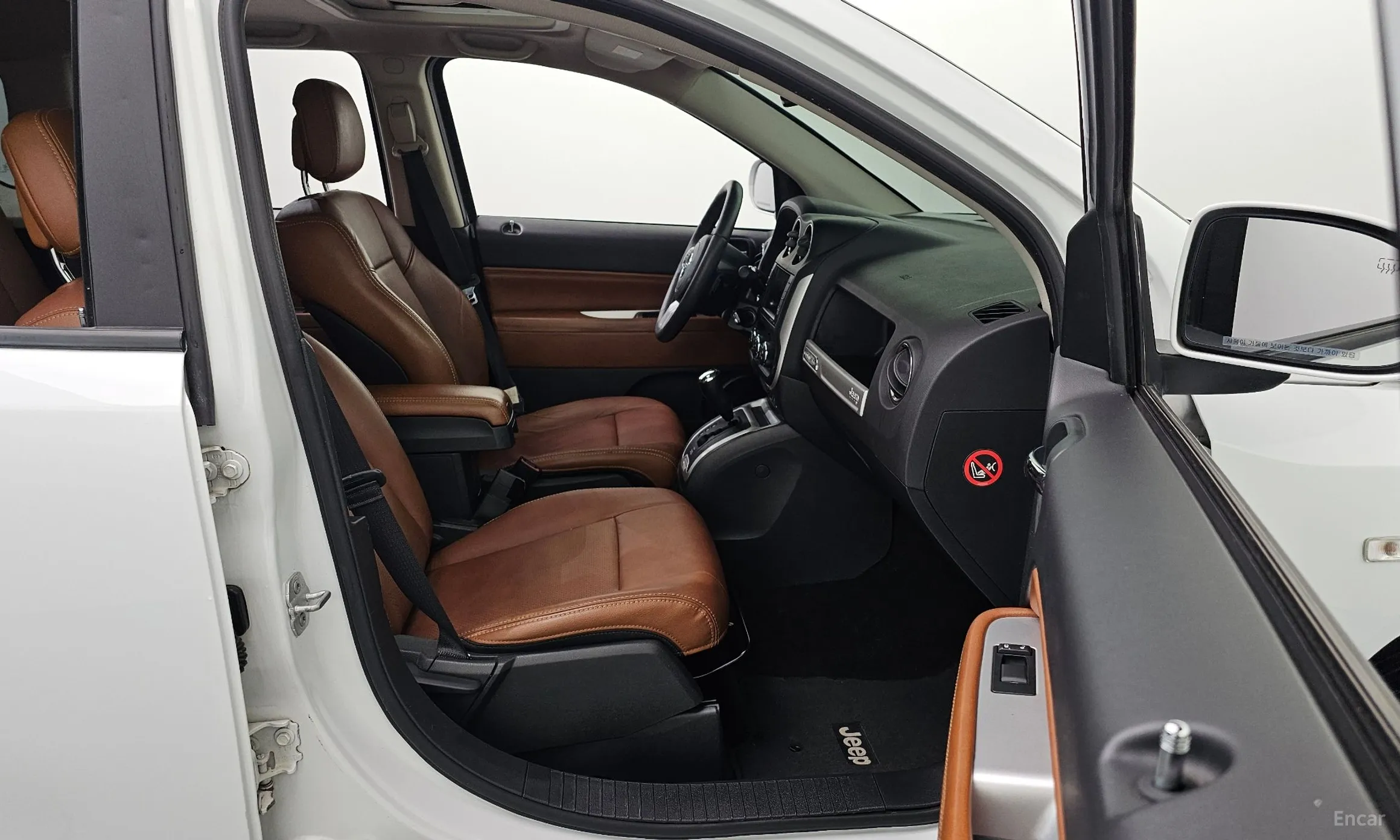 Jeep Compass превью 11