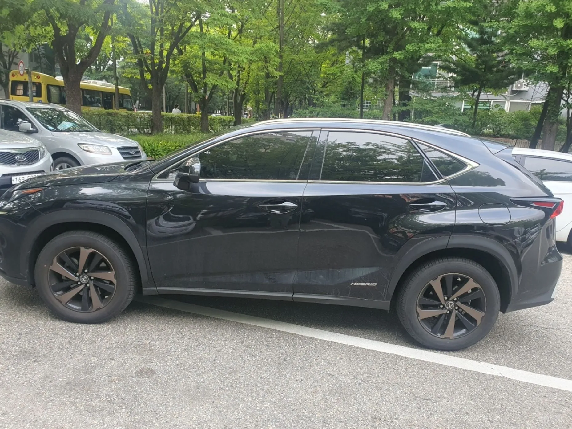 Lexus NX300h превью 3