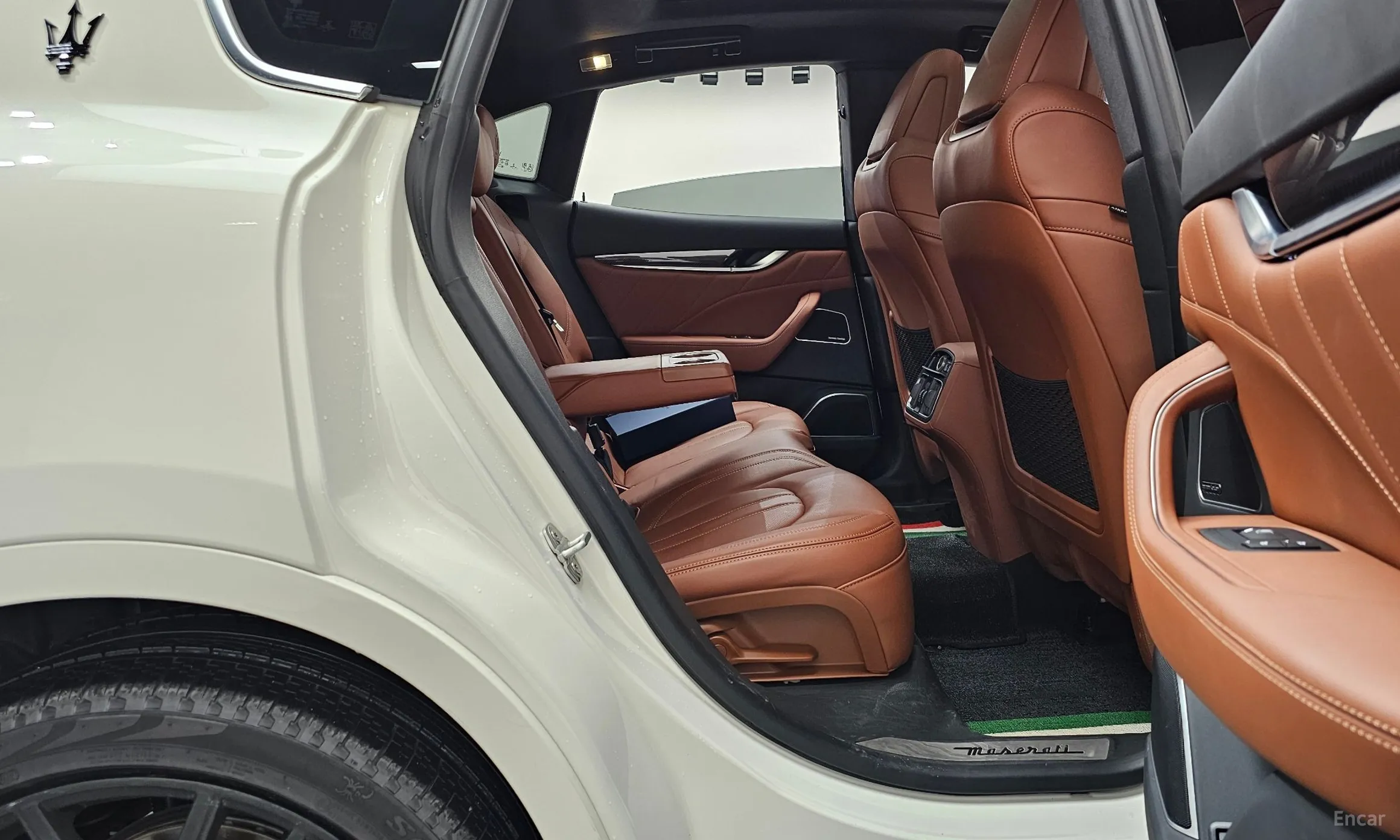Maserati Levante превью 11
